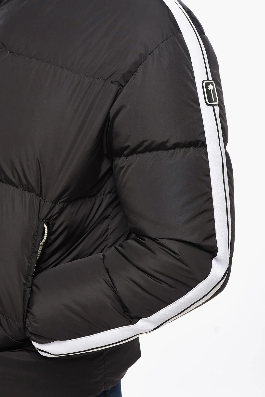 Palm Angels og1mm0326 Solid-Colour Quilted Down Jacket in Black Size US S / EU 44-46 / 1 - 3 Thumbnail