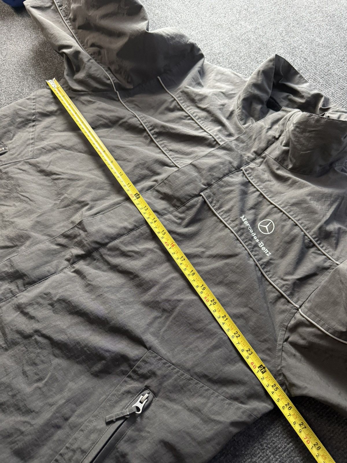 Mercedes-Benz 00s Racing Mercedes Benz Jacket Grey L Y2K Windbreaker Tech Size US L / EU 52-54 / 3 - 19 Thumbnail