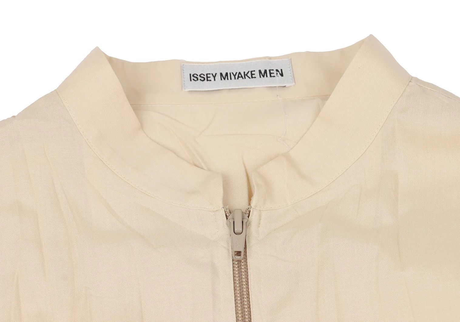 Issey Miyake Band Collar Zip-Up Shirt in Beige, Size M Size US M / EU 48-50 / 2 - 3 Thumbnail