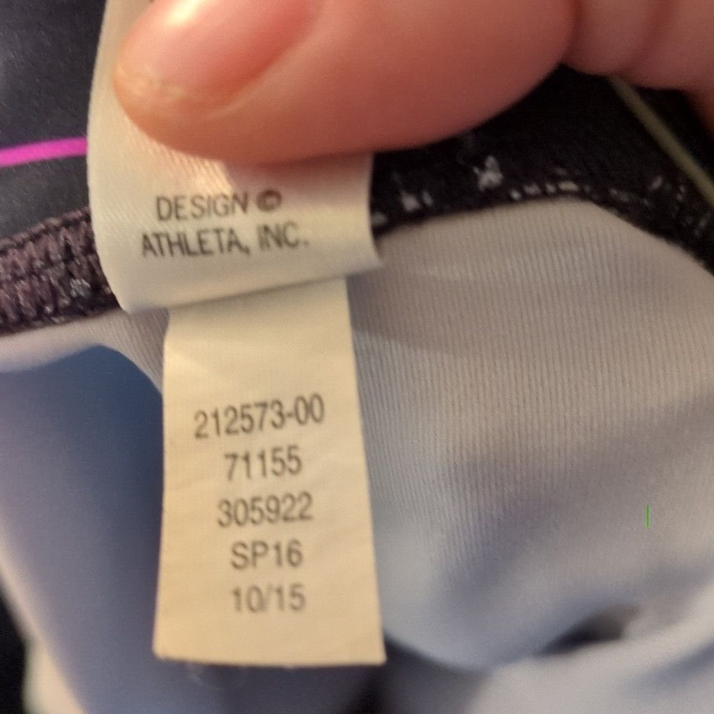 Athleta Athleta Multi Strip Sonar Capri Leggings Size Small Size 26" / US 2 / IT 38 - 9 Thumbnail