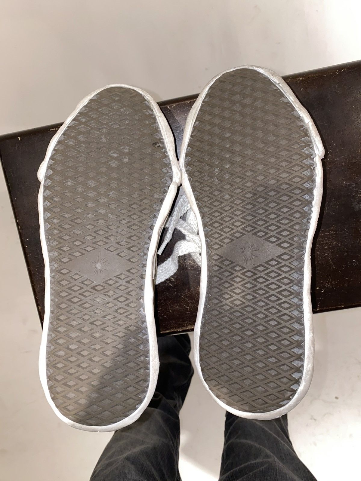 Maison MIHARA YASUHIRO Mihara Yasuhiro Off-Gold Hank Sole Low Sneakers Size 8 Size US 8 / EU 41 - 10 Thumbnail