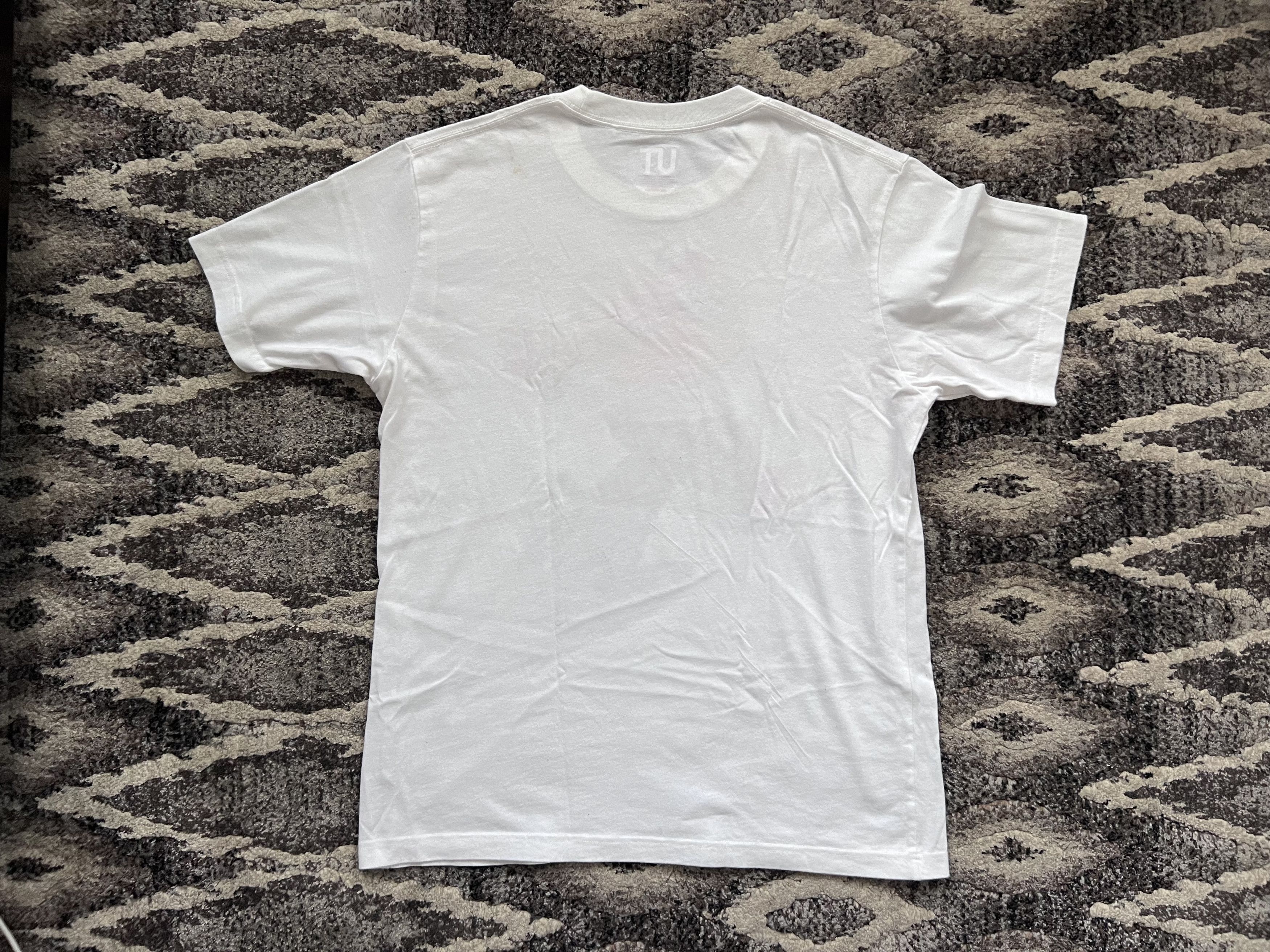 Uniqlo Uniqlo UT NYC Exclusive "Apple Man Pizza" Tee in White Size US M / EU 48-50 / 2 - 6 Thumbnail