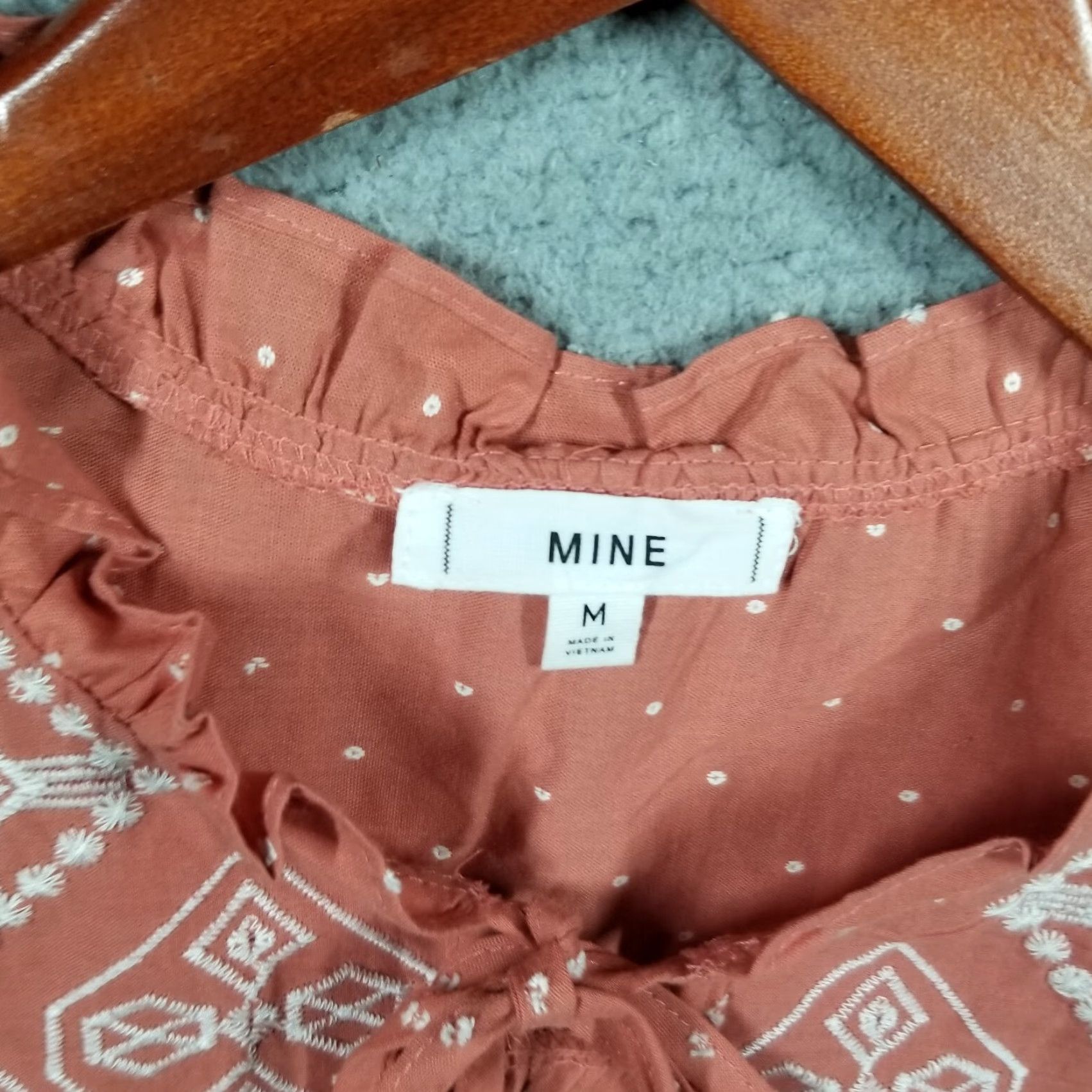 Anthropologie VINTAGE Anthropologie MINE Tank Top Women Medium Sleeveless Peach Floral Cottagecore Summer Shirt Size M / US 6-8 / IT 42-44 - 2 Thumbnail