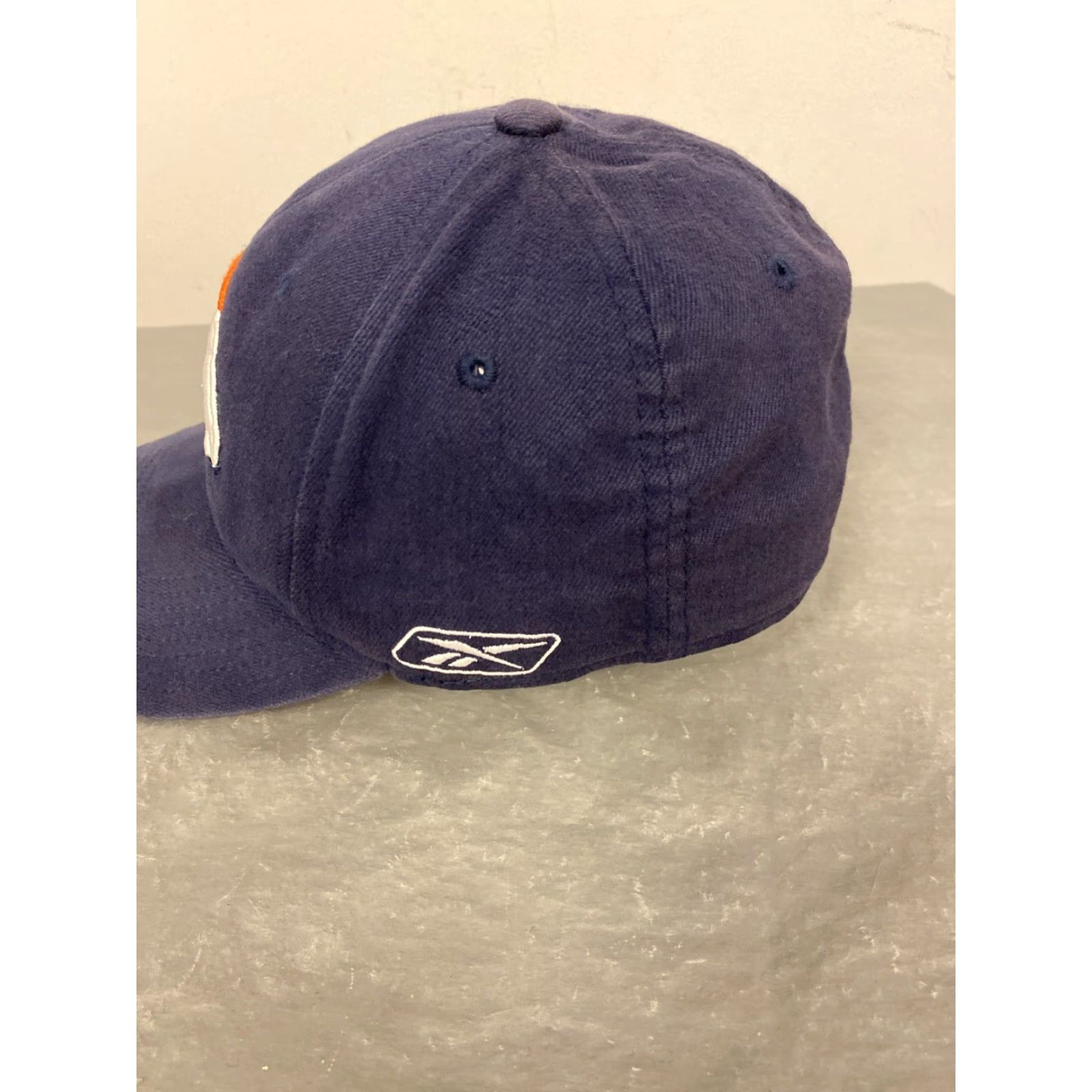 Logo Athletic VINTAGE Logo Athletic Denver Broncos Snapback Hat Adjustable Faded Navy 90s NFL Mens Size ONE SIZE - 4 Thumbnail