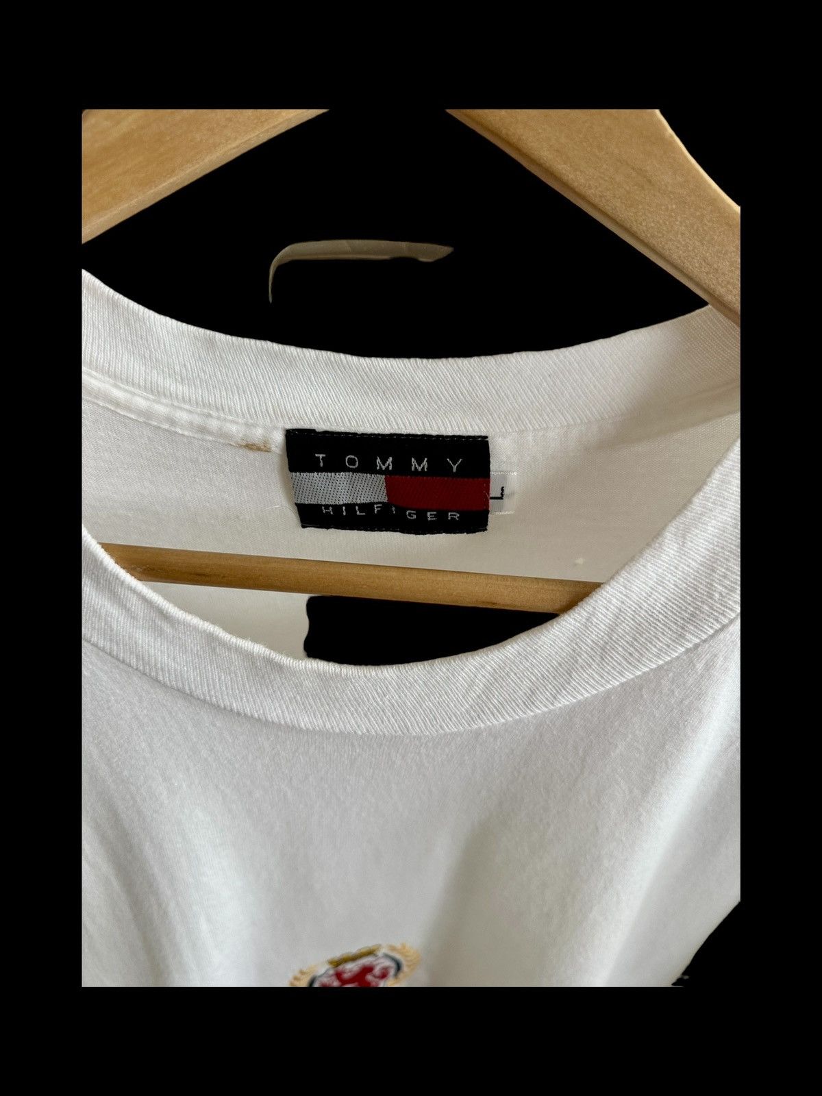 Tommy Hilfiger Tommy Hilfiger 90’s Tshirt Embroidered logo Size US XL / EU 56 / 4 - 7 Thumbnail