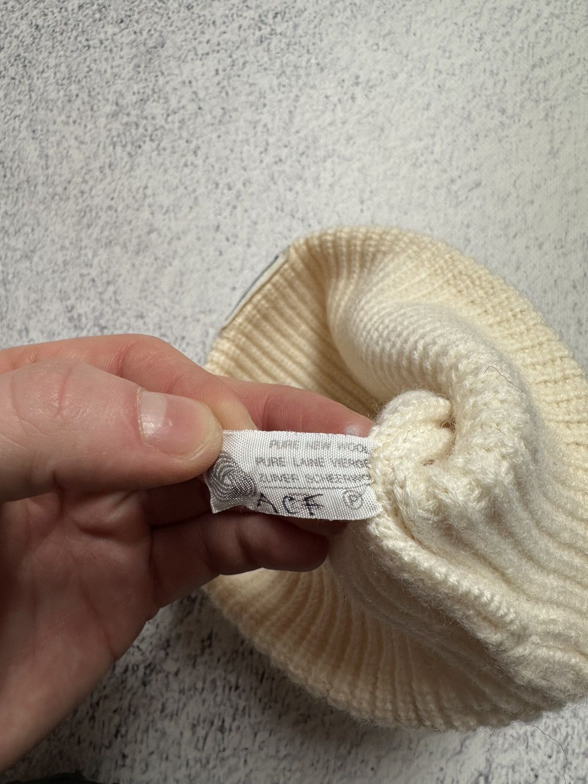Moncler Grenoble Vintage 80s Moncler Beanie Hat Small Very Rare Archive Size ONE SIZE - 12 Thumbnail