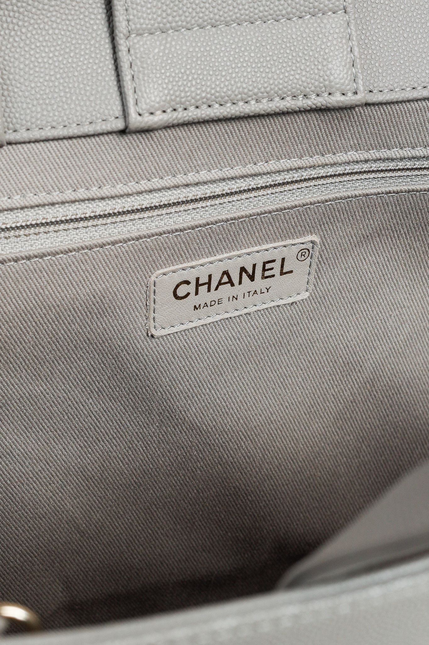 Chanel Chanel Business Affinity Large Caviar Leather Quilted Tote Size ONE SIZE - 15 Thumbnail