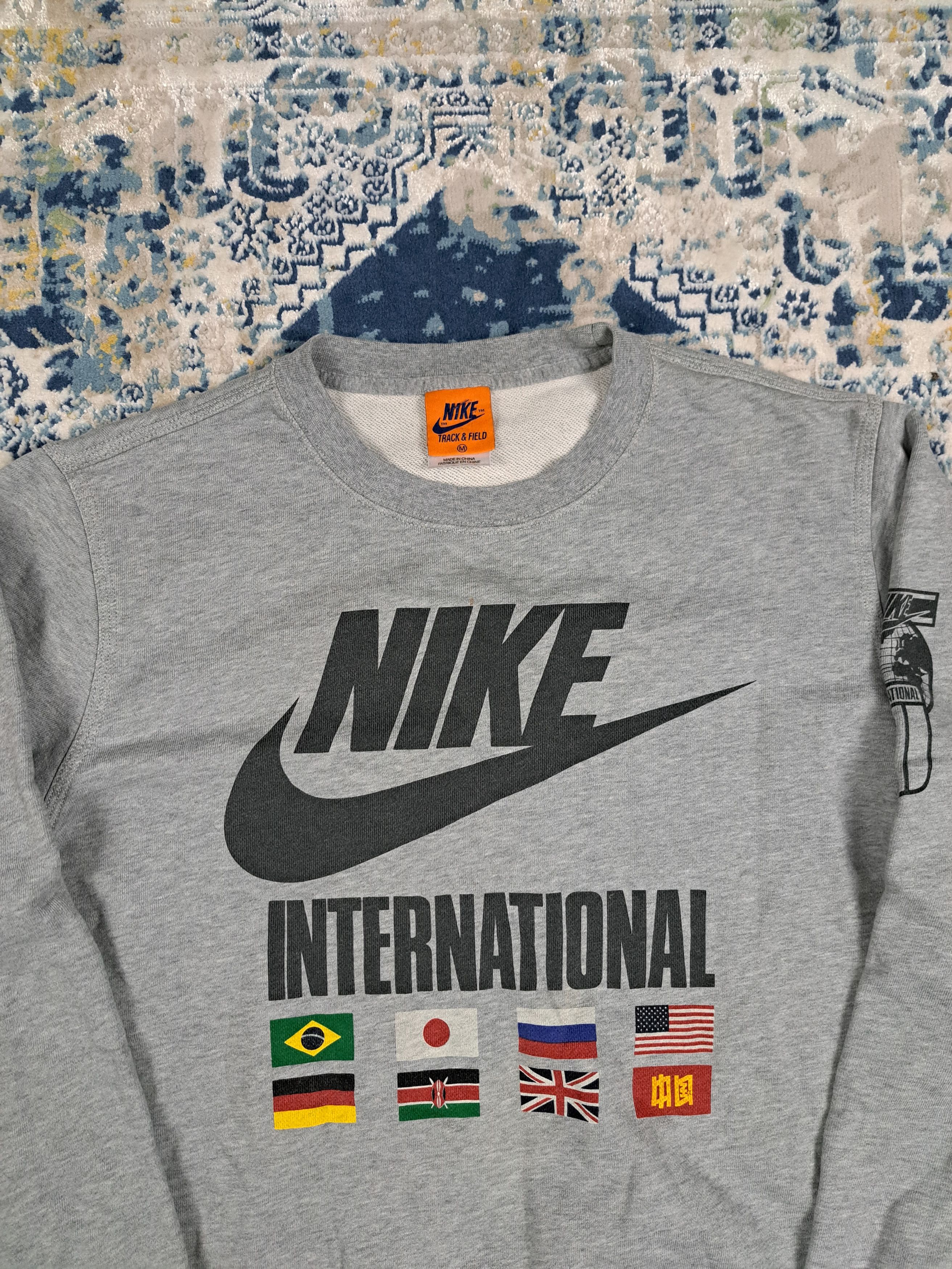 Nike Nike Track & Field International Flag Sweatshirt Size US M / EU 48-50 / 2 - 2 Thumbnail