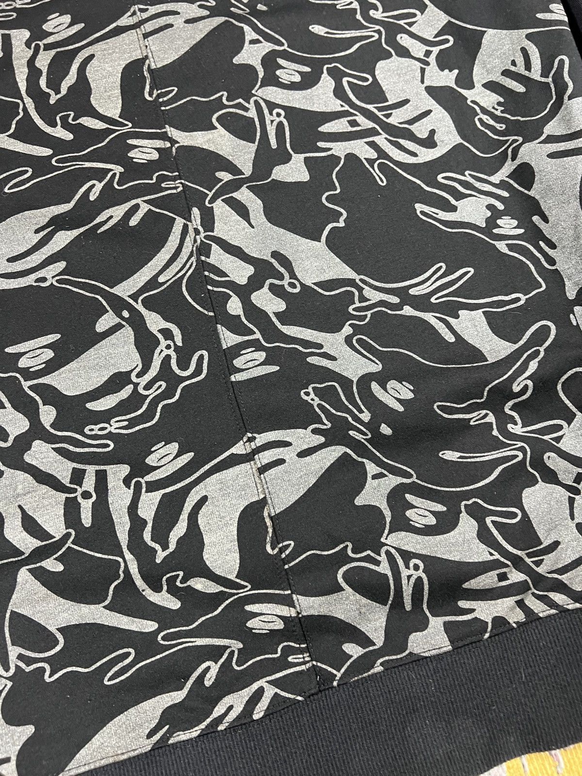 Aape Vtg Y2K Aape by Bathing Ape Sweatshirt Moon Face Full Prints Size L / US 10 / IT 46 - 9 Thumbnail