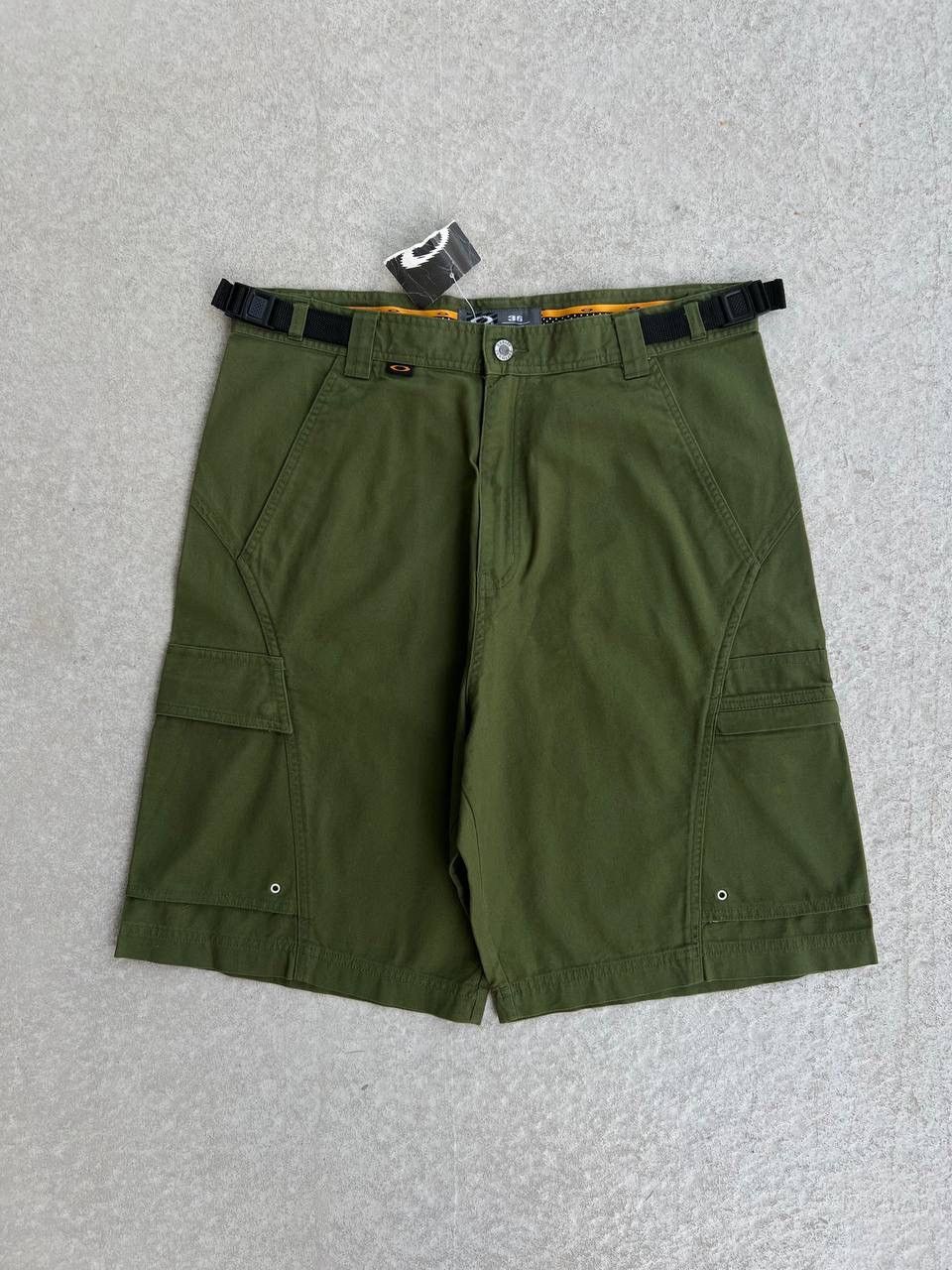 image of 90's Vintage Oakley Software Cargo Shorts 5.0 in Khaki, Men's (Size 36)