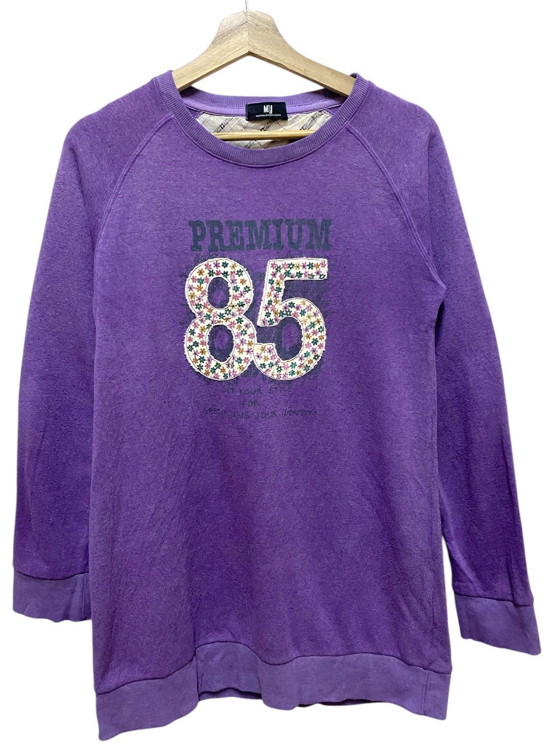 If Six Was Nine Michiko London Jeans Sweatshirt Crewneck Size US S / EU 44-46 / 1 - 1 Thumbnail