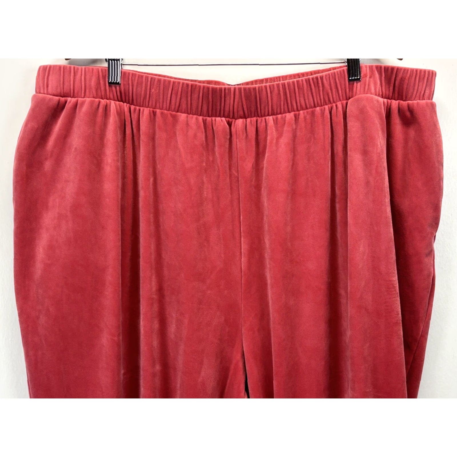 Old Navy Old Navy Women’s Velour Jogger Pants 3X Plus Pink Pull On Elastic Waist Size 40" / US 18 - 2 Thumbnail