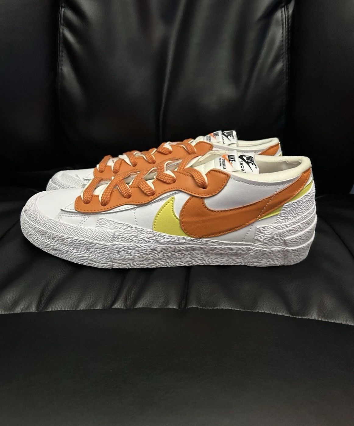 Nike × Sacai Nike Blazer Low Sacai White/Orange/Yellow Mens 9 NIB Size US 9 / EU 42 - 2 Thumbnail