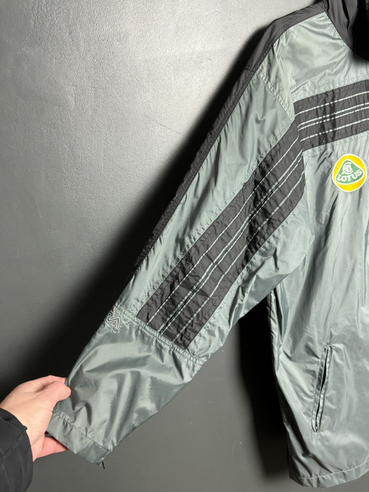 Other Norwich City Training Football Jacket Size US L / EU 52-54 / 3 - 7 Thumbnail