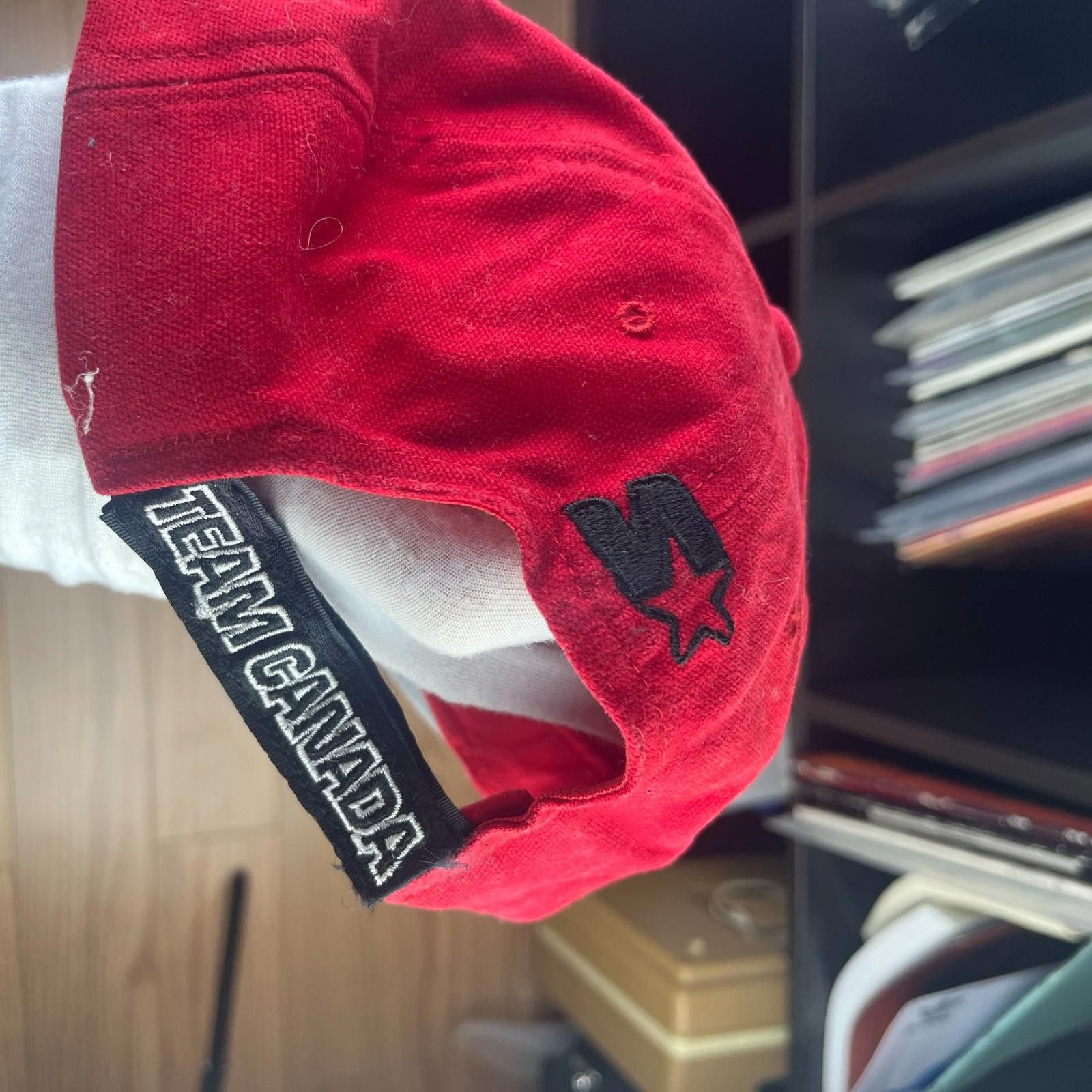 Starter Vintage 90s Starter Team Canada Hockey Strapback Hat Size ONE SIZE - 3 Thumbnail