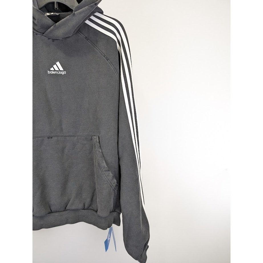 Balenciaga o1rshd1 Pullover Hoodie in Multicolor Size US M / EU 48-50 / 2 - 5 Thumbnail