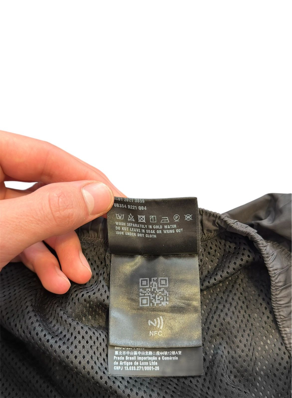 Prada Prada Nylon Black Shorts Size US 40 / EU 56 - 7 Thumbnail