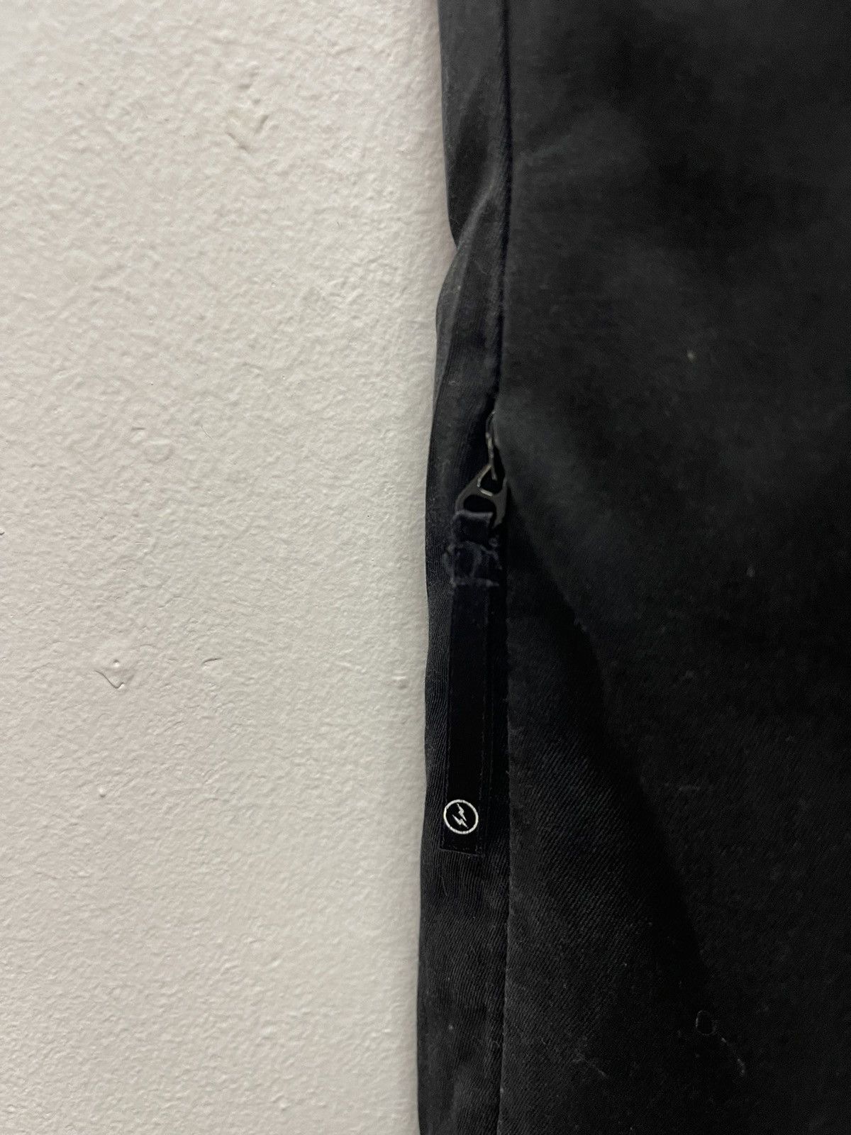 Fragment Design × Vanquish HYPE STREETWEAR FRAGMENT DESIGN x VANQUISH PANTS Size US 33 - 3 Thumbnail