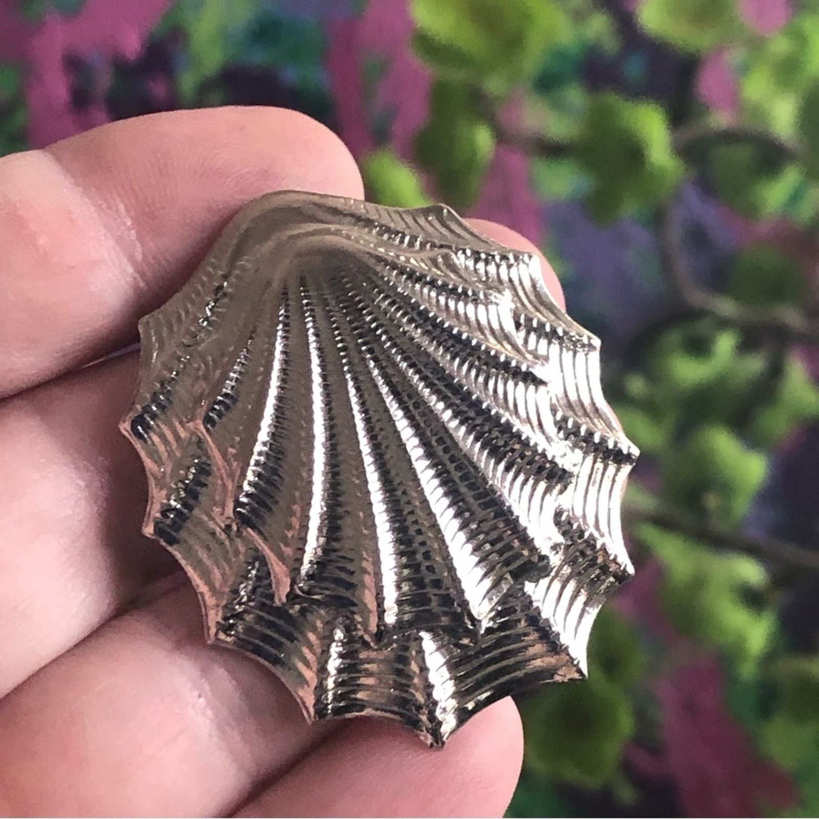 Vintage Vintage Jeri-Lou silver shell scarf clip Size ONE SIZE - 5 Thumbnail