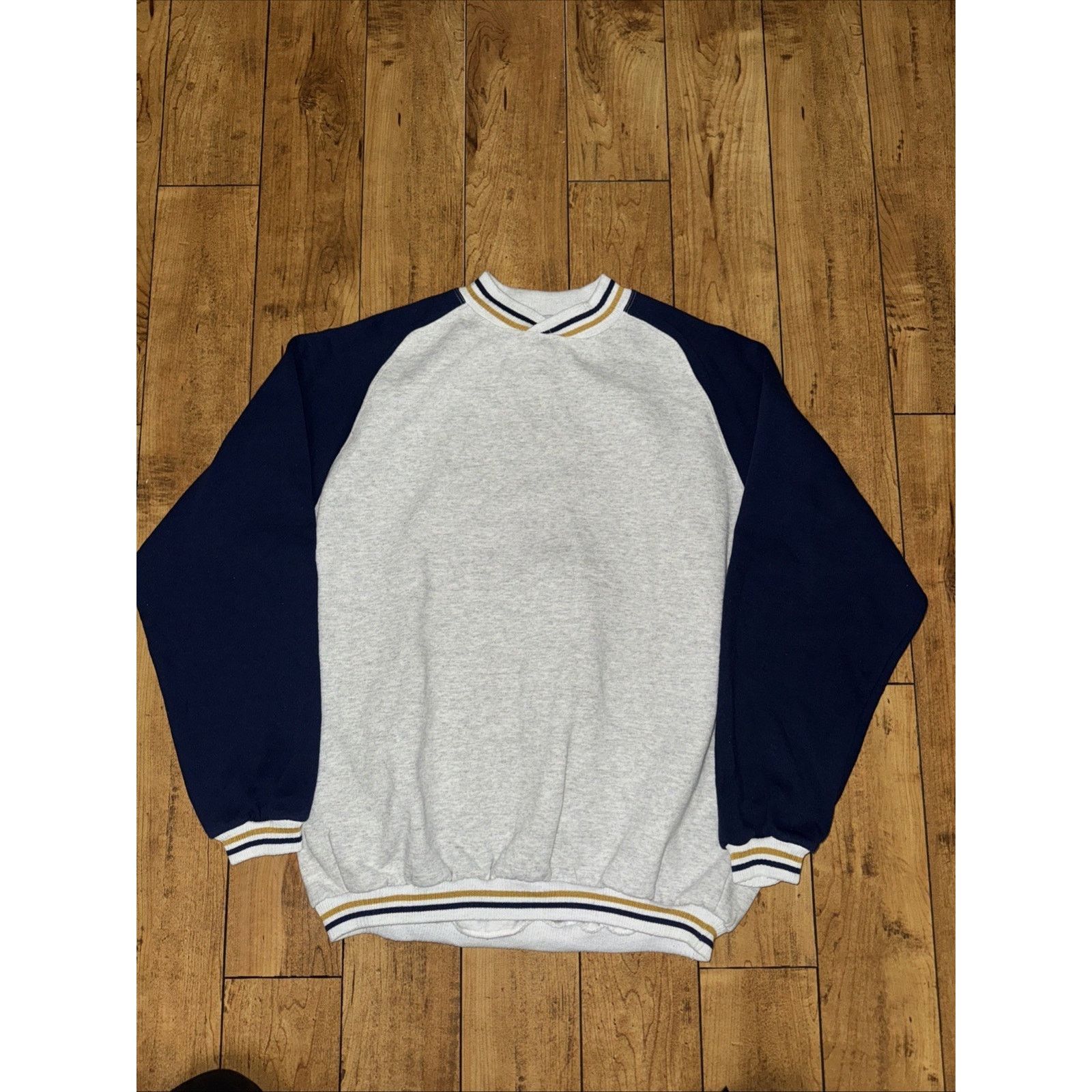 Vintage Vintage Over Wear Crewneck Sweater Grey XL Made In USA 24x28 Size US XL / EU 56 / 4 - 1 Thumbnail
