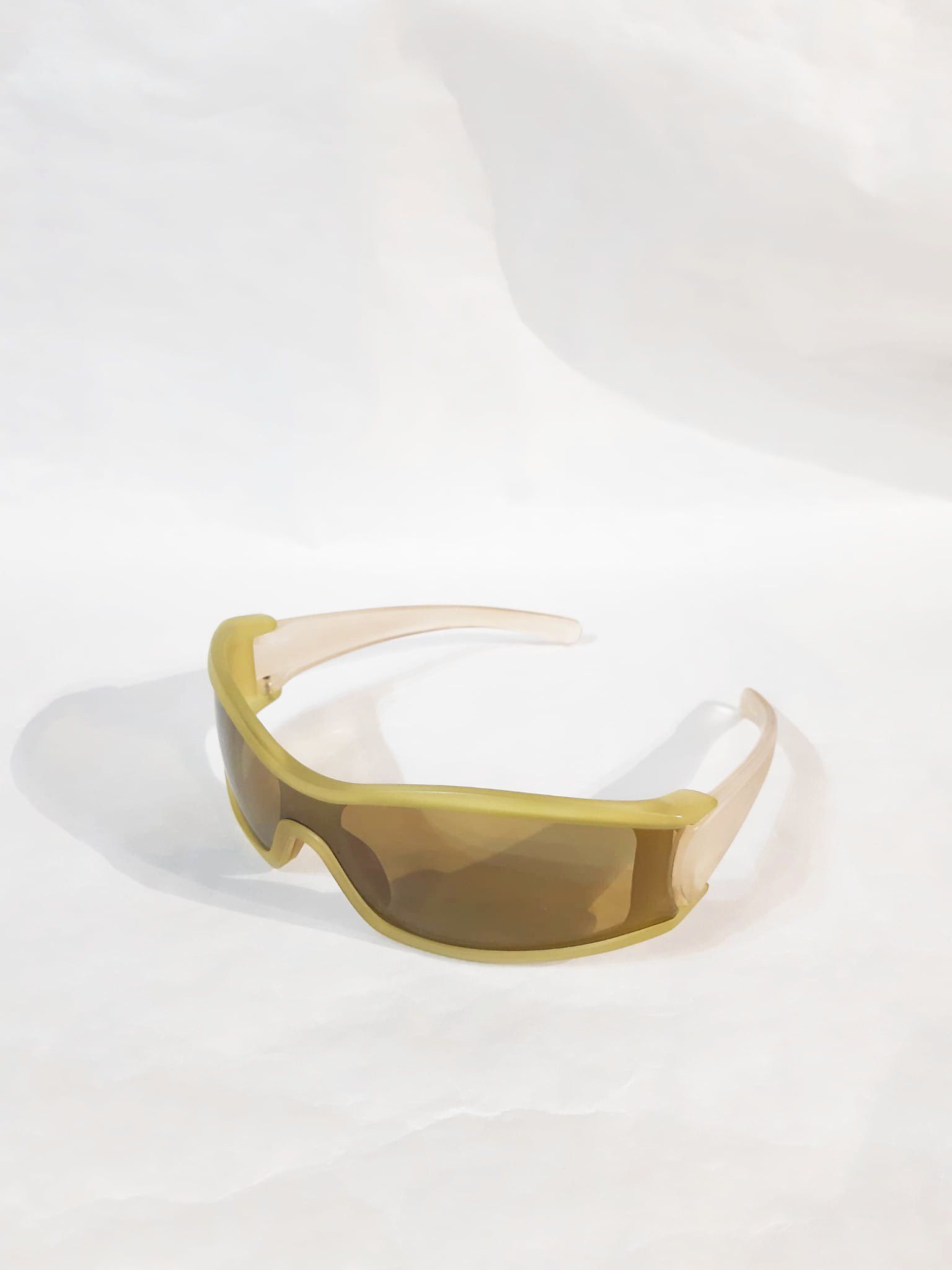 Prada Prada SS 2000 Transparent Yellow Neon Sunglasses Size ONE SIZE - 1 Thumbnail