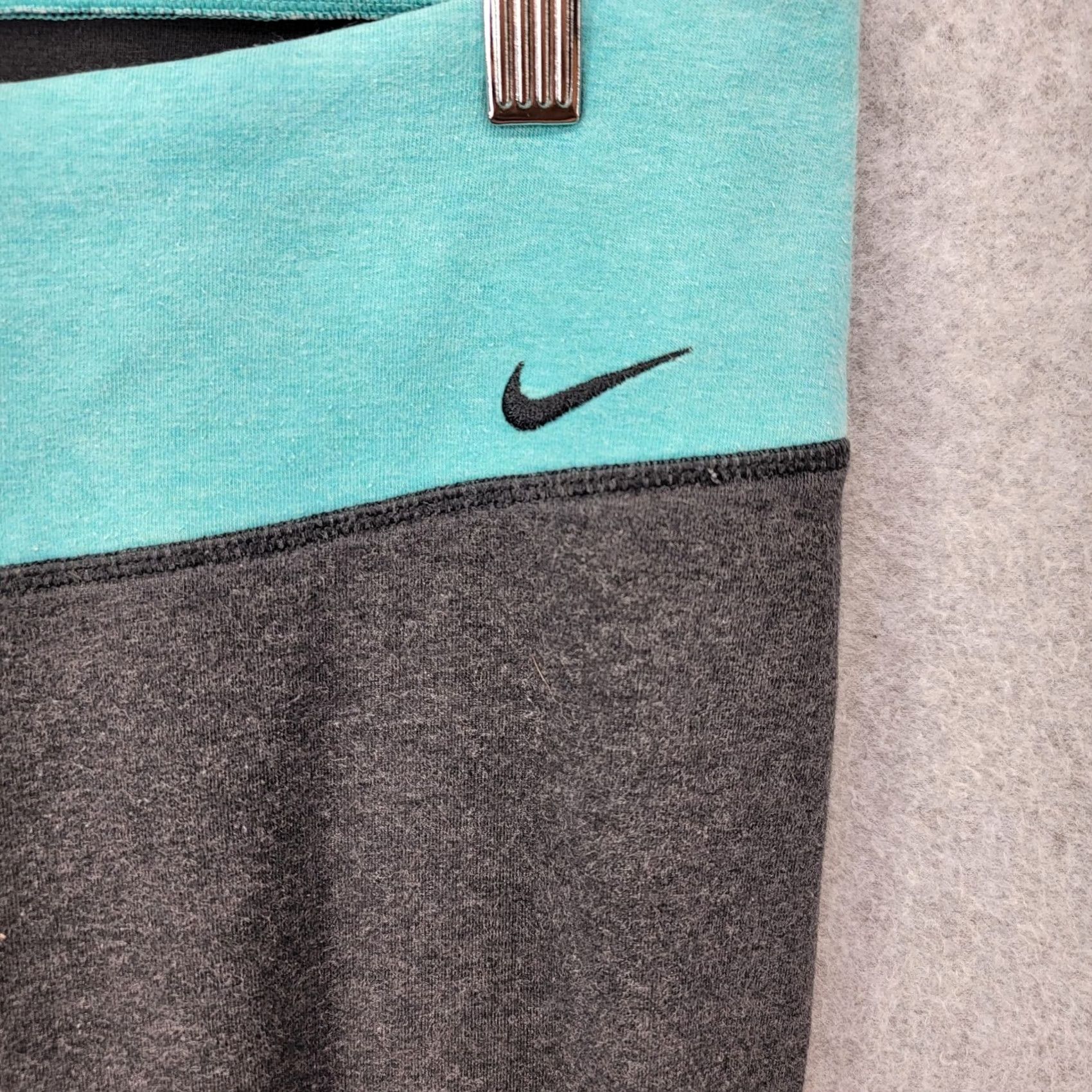 Nike Nike Dri Fit womens Large Leggings Yoga Pants Stretchy gym workout Size 36" / US 14 / IT 50 - 2 Thumbnail