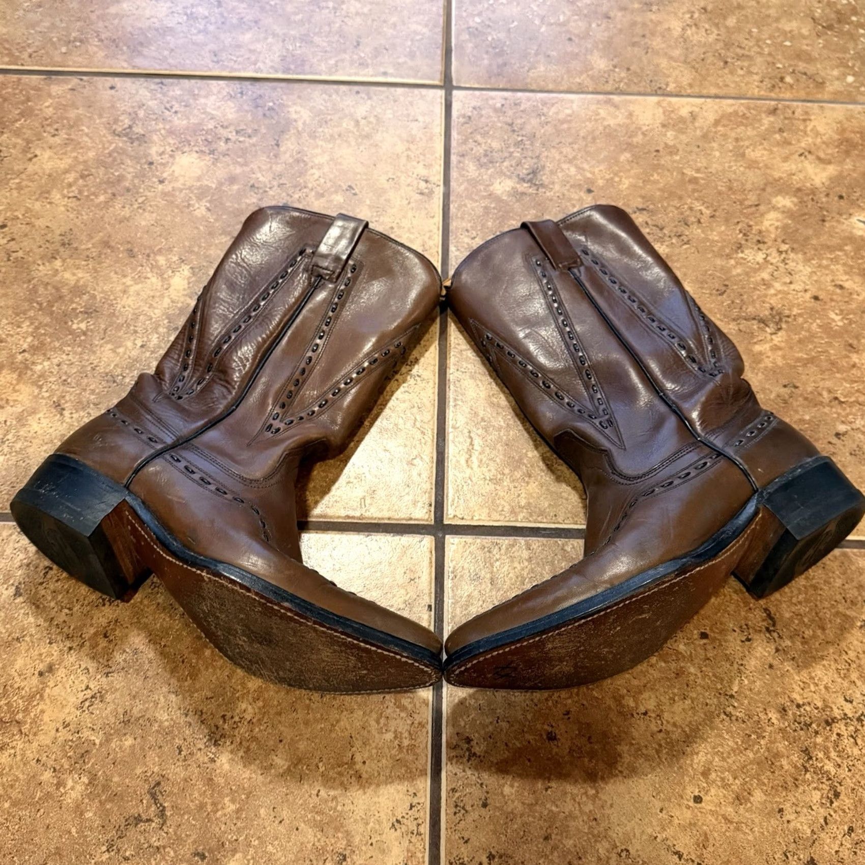 Wrangler VINTAGE Wrangler Woven Cowboy Boots Mens Size 6.5 D Black Leather VTG Western Boot Wrangler M9-8770 Size US 7 / EU 40 - 4 Thumbnail