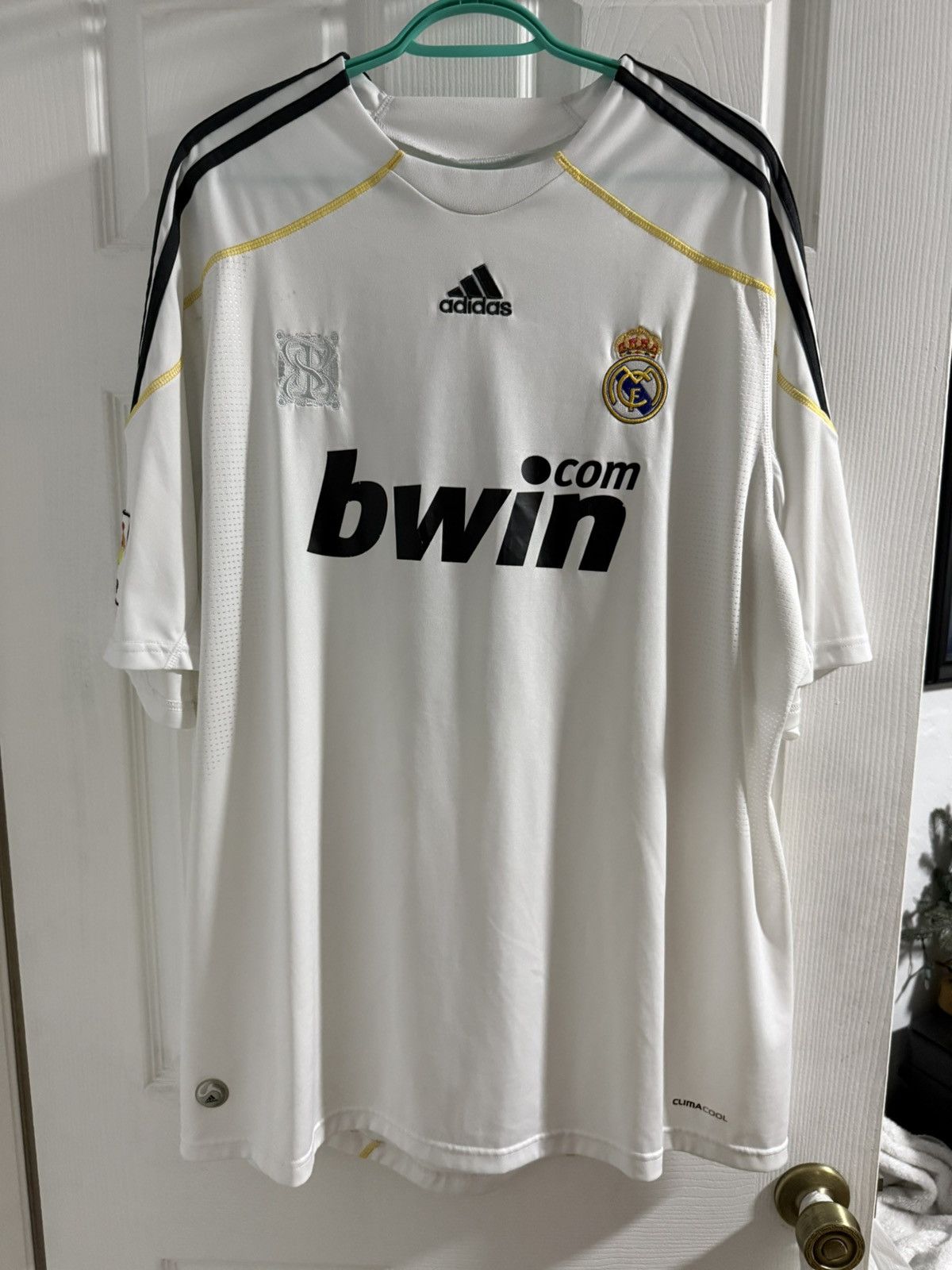 Adidas Adidas real madrid Ronaldo jersey 2009 Size US XXL / EU 58 / 5 - 2 Thumbnail