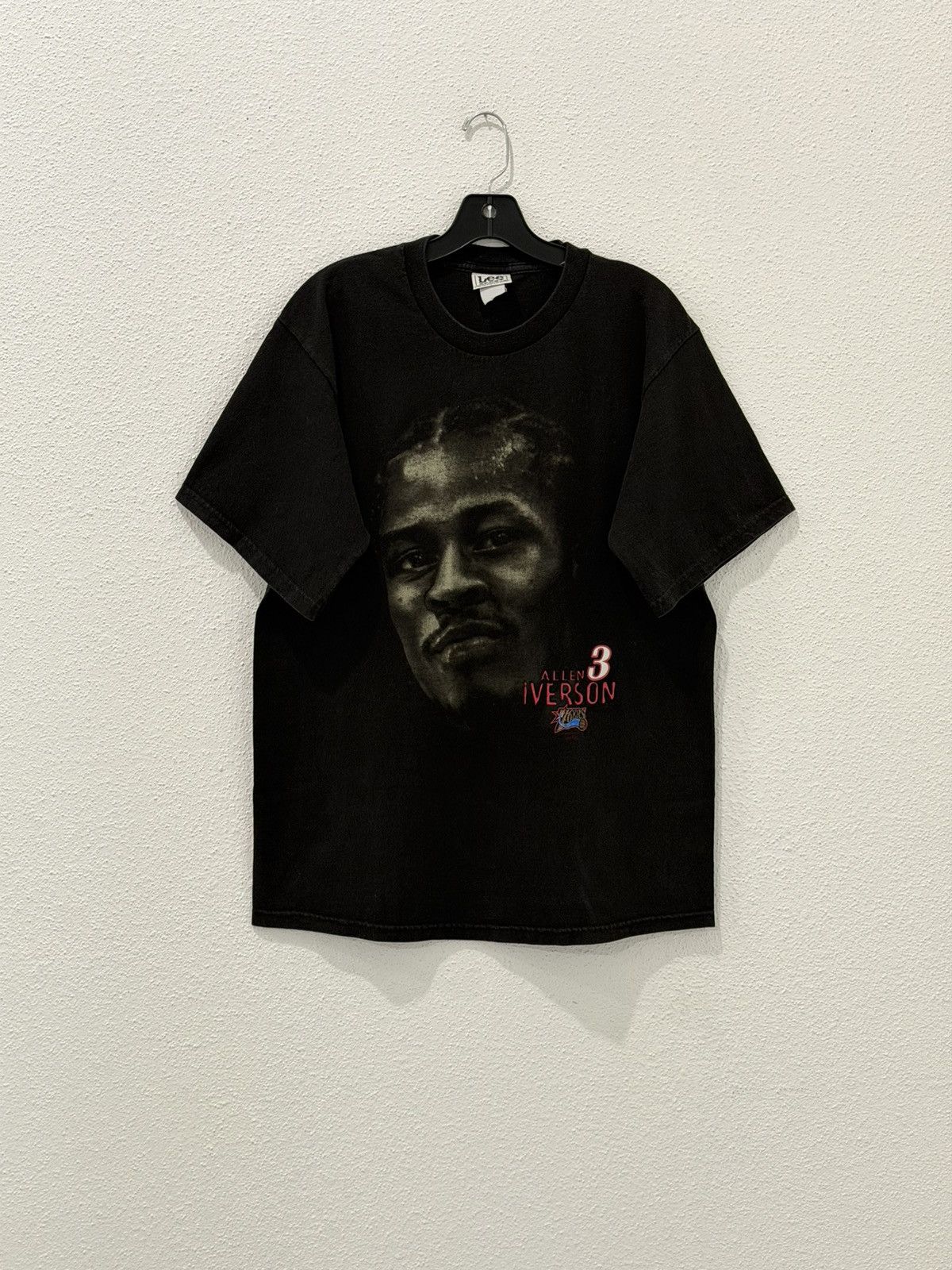Lee Vintage 90s Allen Iverson Big Face Rap Tee 76ers LeeSport L Size US L / EU 52-54 / 3 - 2 Thumbnail
