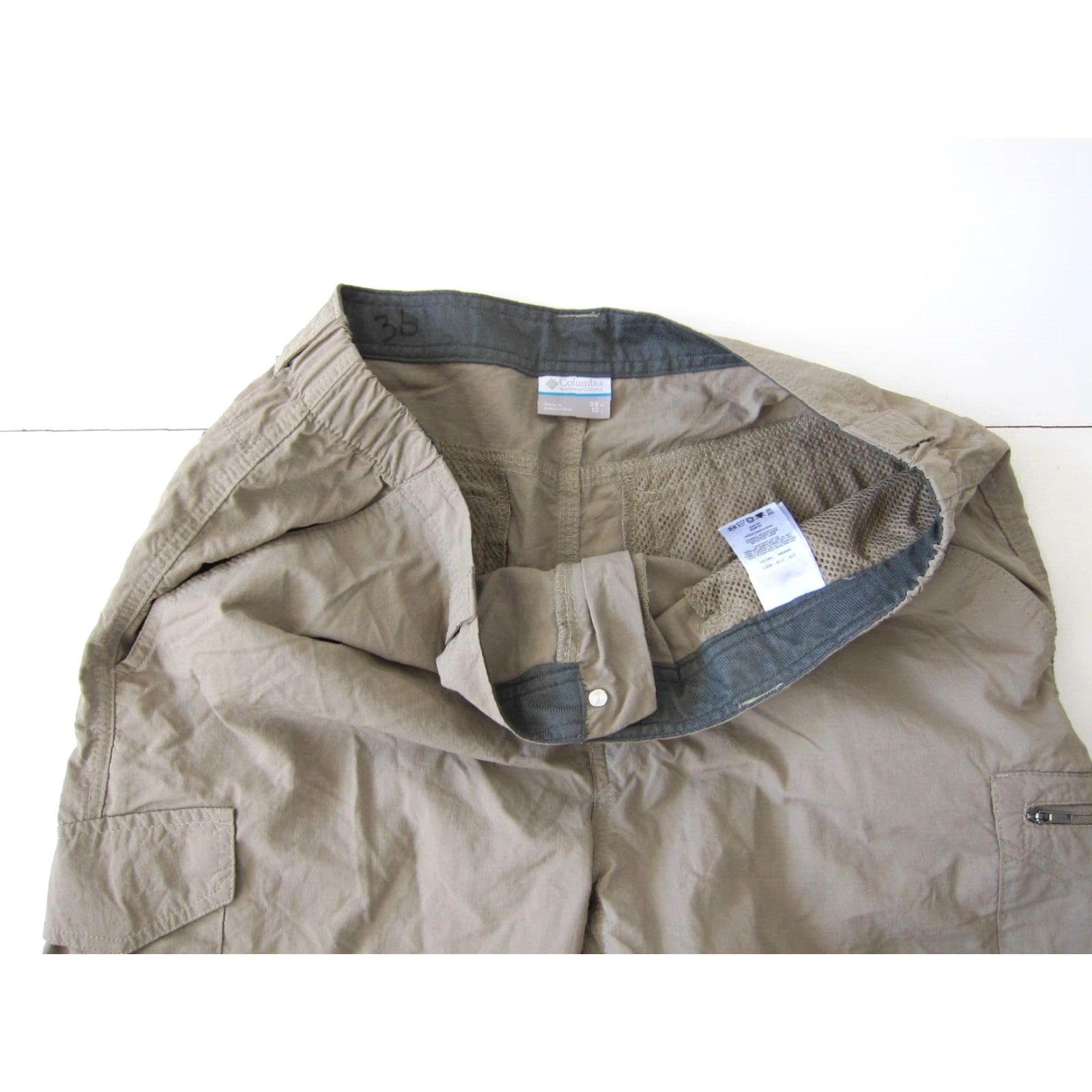 Vintage Columbia Nylon Beige Brown Pocket Lightweight Cargo Short Men 36 Size US 36 / EU 52 - 5 Thumbnail