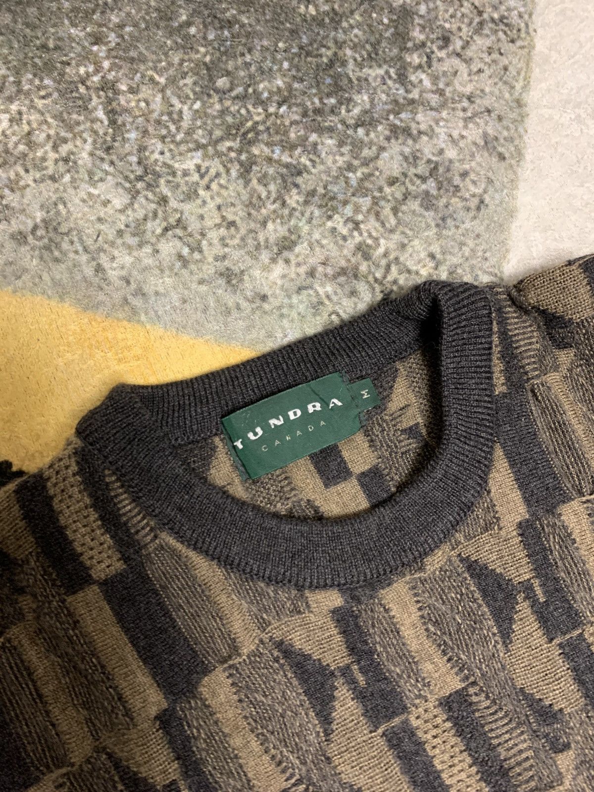Tundra Tundra Sweater Vintage Size ONE SIZE - 3 Thumbnail