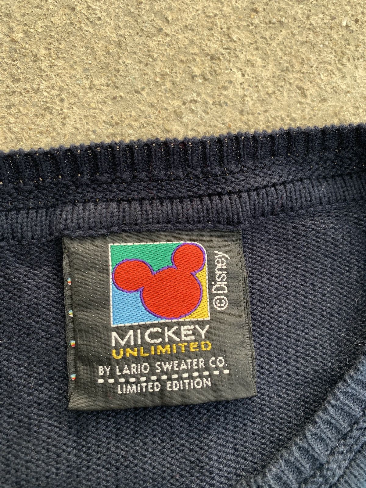 Disney Vintage Disney vintage Sweater Size US XL / EU 56 / 4 - 7 Thumbnail