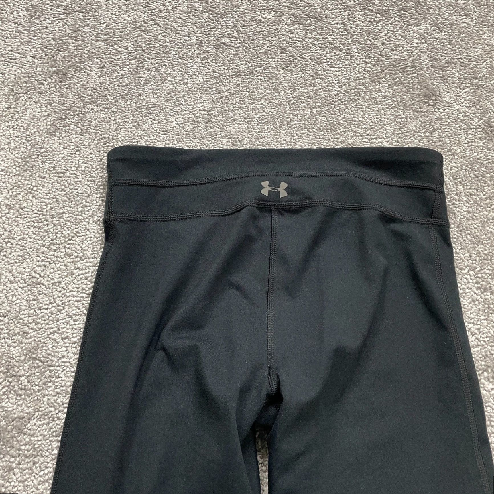 Under Armour Under Armour Cropped Leggings Womens Small Black Mid Rise Active Gym Yoga 26x22 Size 28" / US 6 / IT 42 - 3 Thumbnail