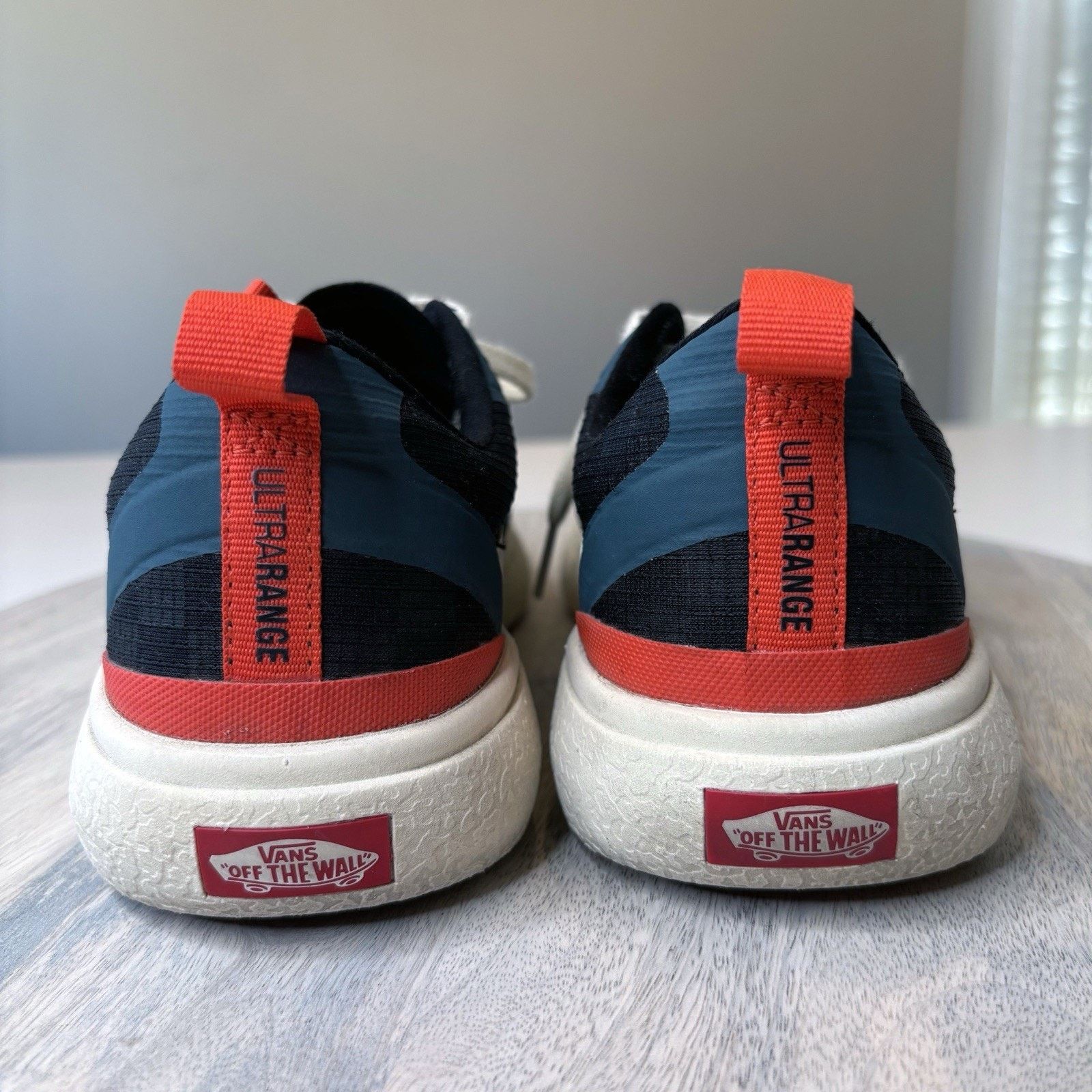 Vans Vans UltraRange Exo Blue White Black Sneakers Unisex M7 W8.5 Size US 7 / EU 40 - 8 Thumbnail