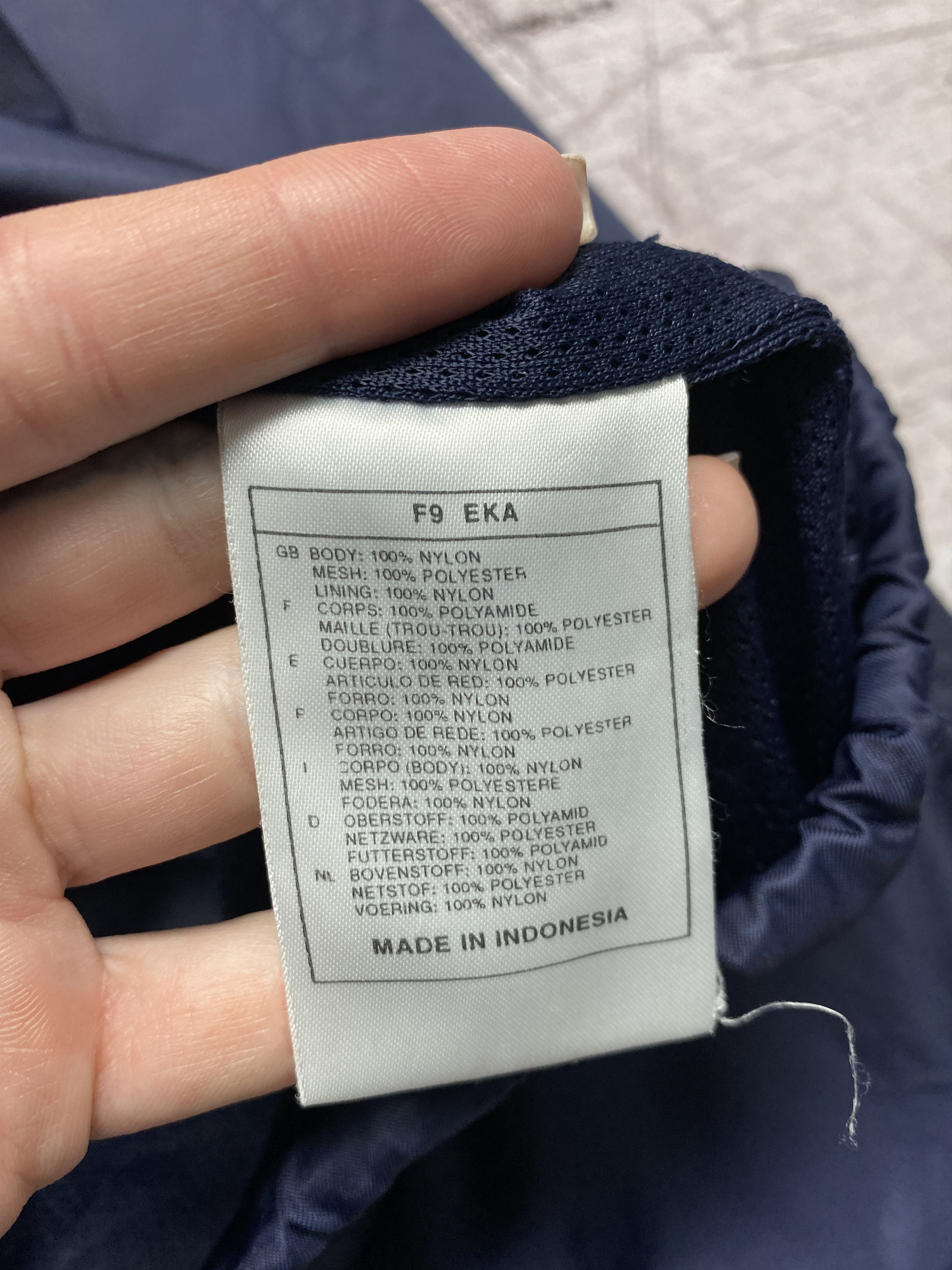Nike Nike vintage mens nylon jacket Size US M / EU 48-50 / 2 - 8 Thumbnail