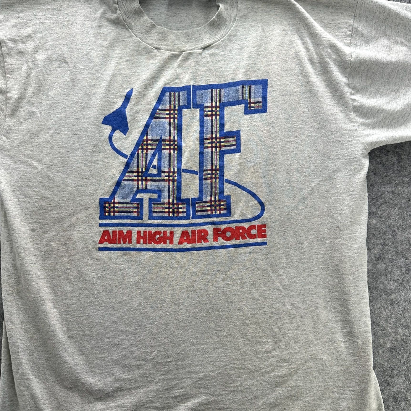 Fruit Of The Loom VINTAGE Aim High Air Force Shirt Mens Large Gray Military 90s Cotton T-Shirt Size US L / EU 52-54 / 3 - 2 Thumbnail