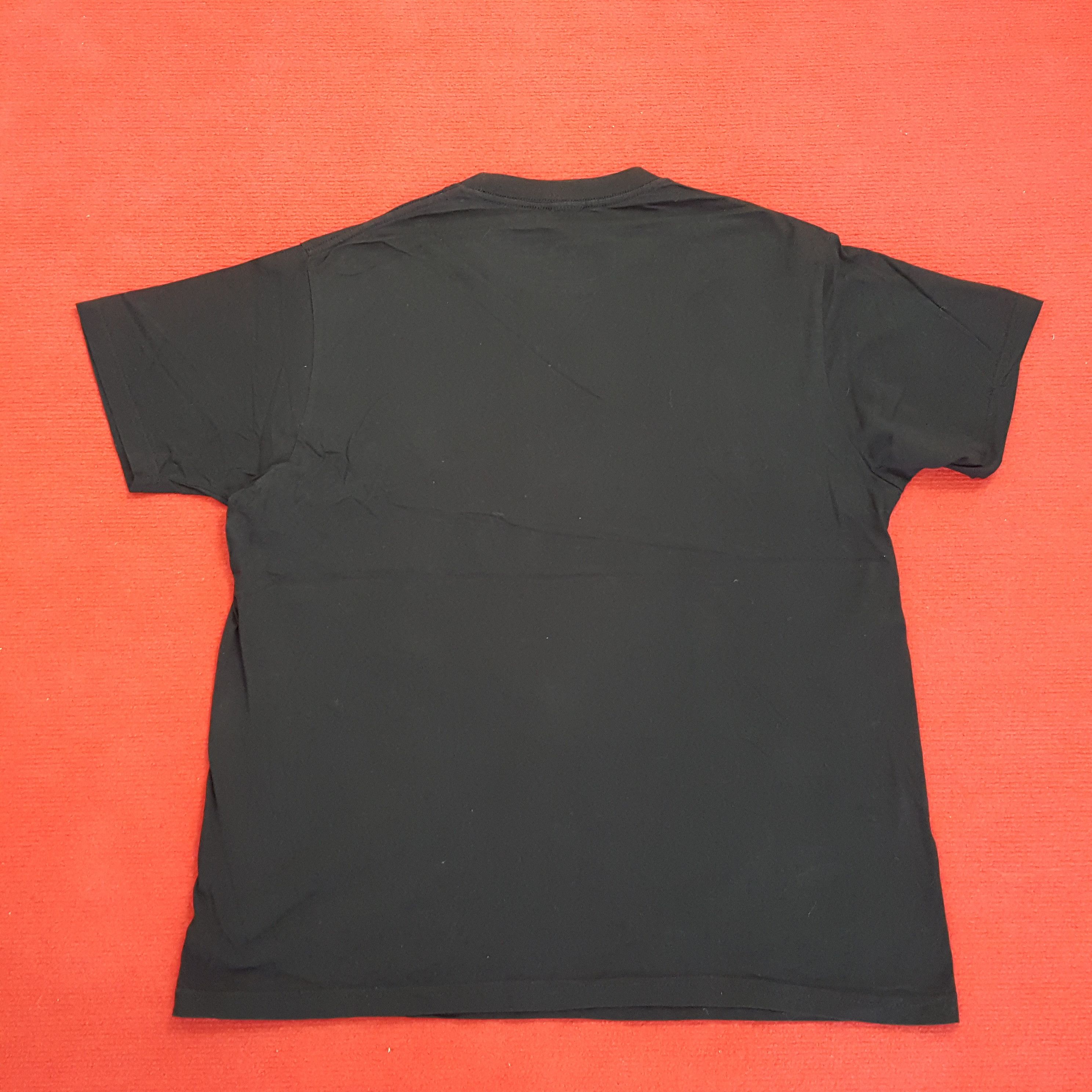 Japanese Brand × Vintage The Neighborhood Classic Streetwear Style Tshirt Size US L / EU 52-54 / 3 - 3 Thumbnail