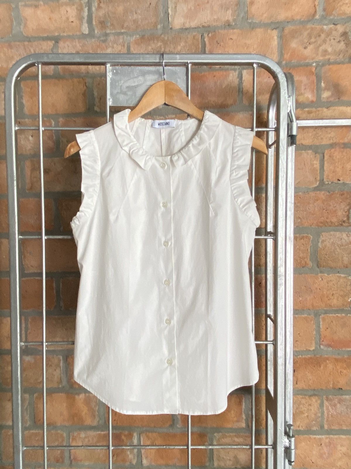 Moschino Moschino White Sleeveless Top with Ruffle Details Size S / US 4 / IT 40 - 9 Thumbnail