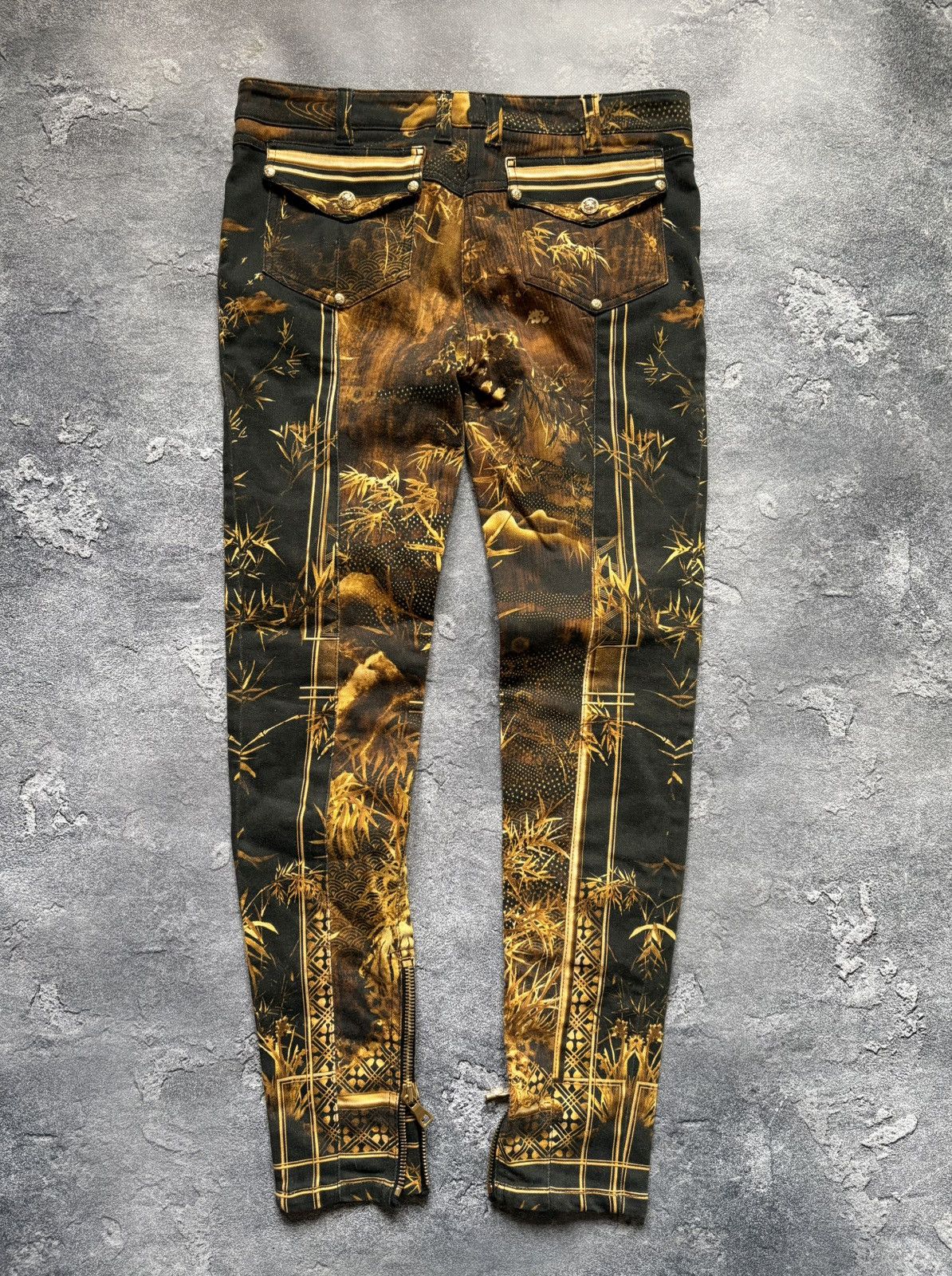 Balmain Vintage Balmain Luxury Black Gold Baroque Print Pants RARE Size 26" / US 2 / IT 38 - 2 Thumbnail