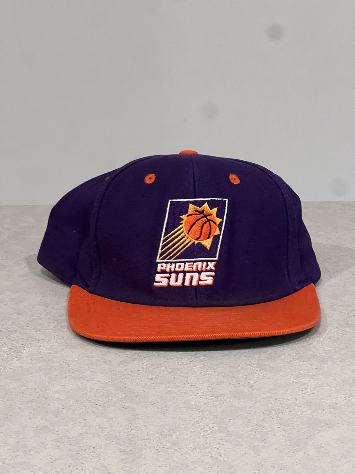 Adidas × Vintage Vintage Phoenix Suns SnapBack Hat NBA Adidas Hardwood Class Size ONE SIZE - 1 Thumbnail