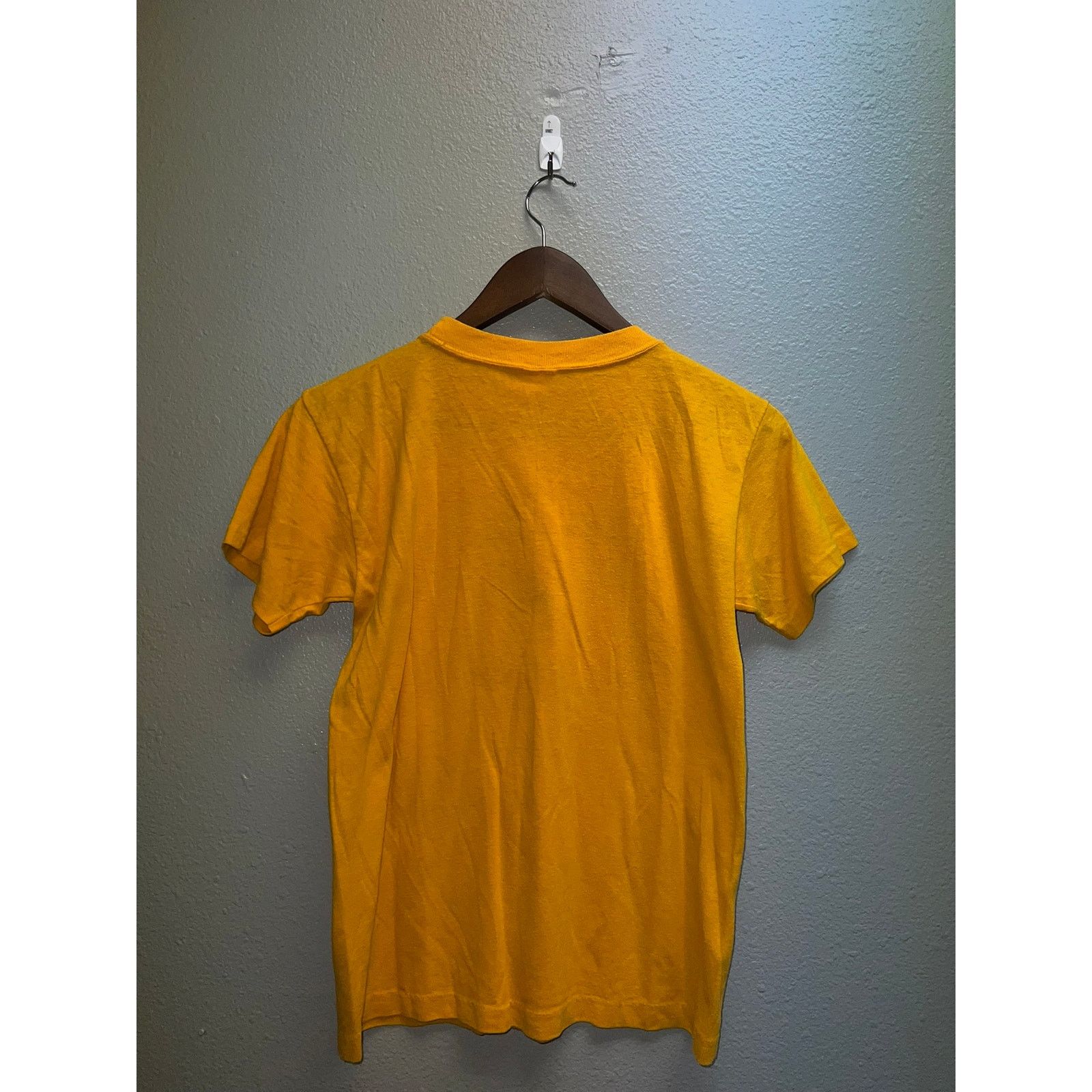 Vintage Vintage West Virginia Mountaineers Shirt Oranges Tee 1970s S Size US S / EU 44-46 / 1 - 7 Thumbnail