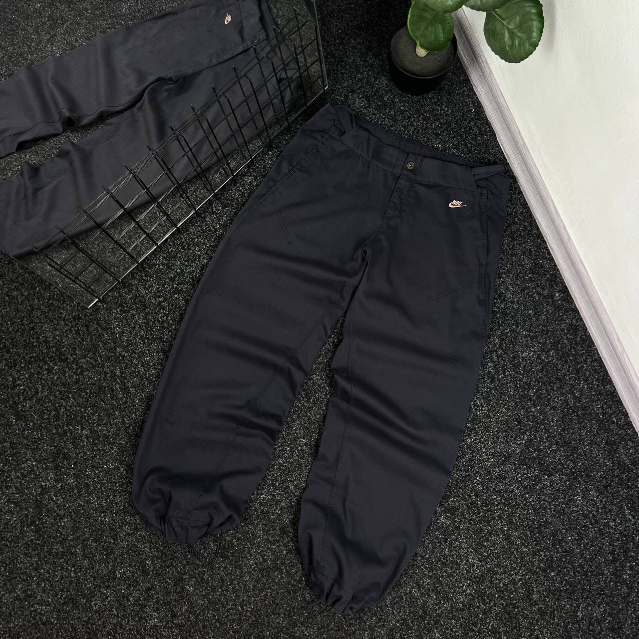 Nike Women Y2k Nike Vintage Baggy Parachute Mini Swoosh Joggers Size 32" / US 10 / IT 46 - 2 Thumbnail