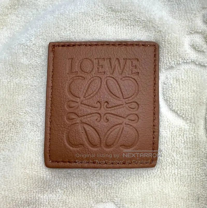 Loewe LOEWE Beige Cotton Women's T-Shirt . Size S / US 4 / IT 40 - 5 Thumbnail