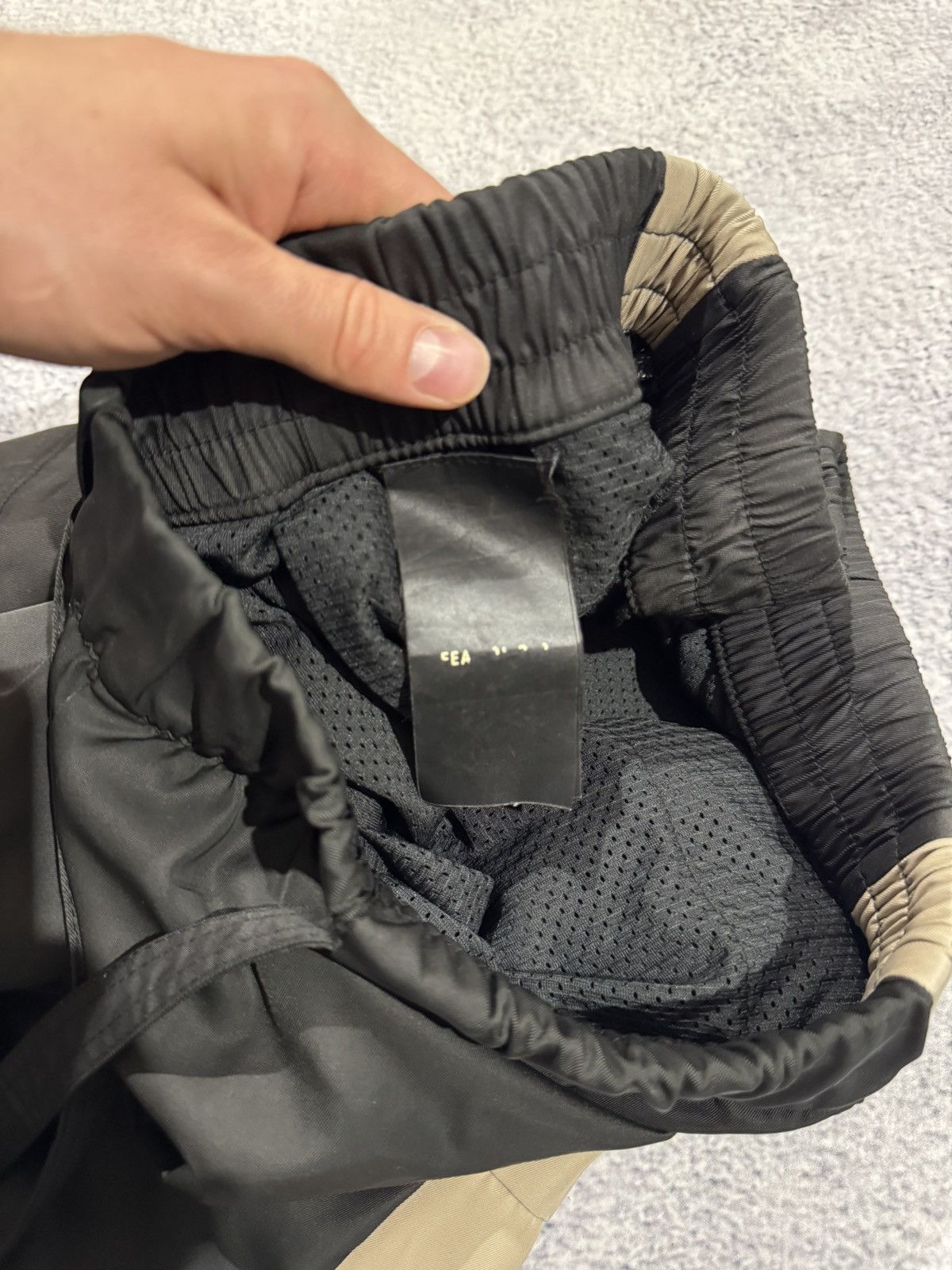 Fear of God Fear of God sixth collection pants sweatpants mens M size Size US 32 / EU 48 - 7 Thumbnail