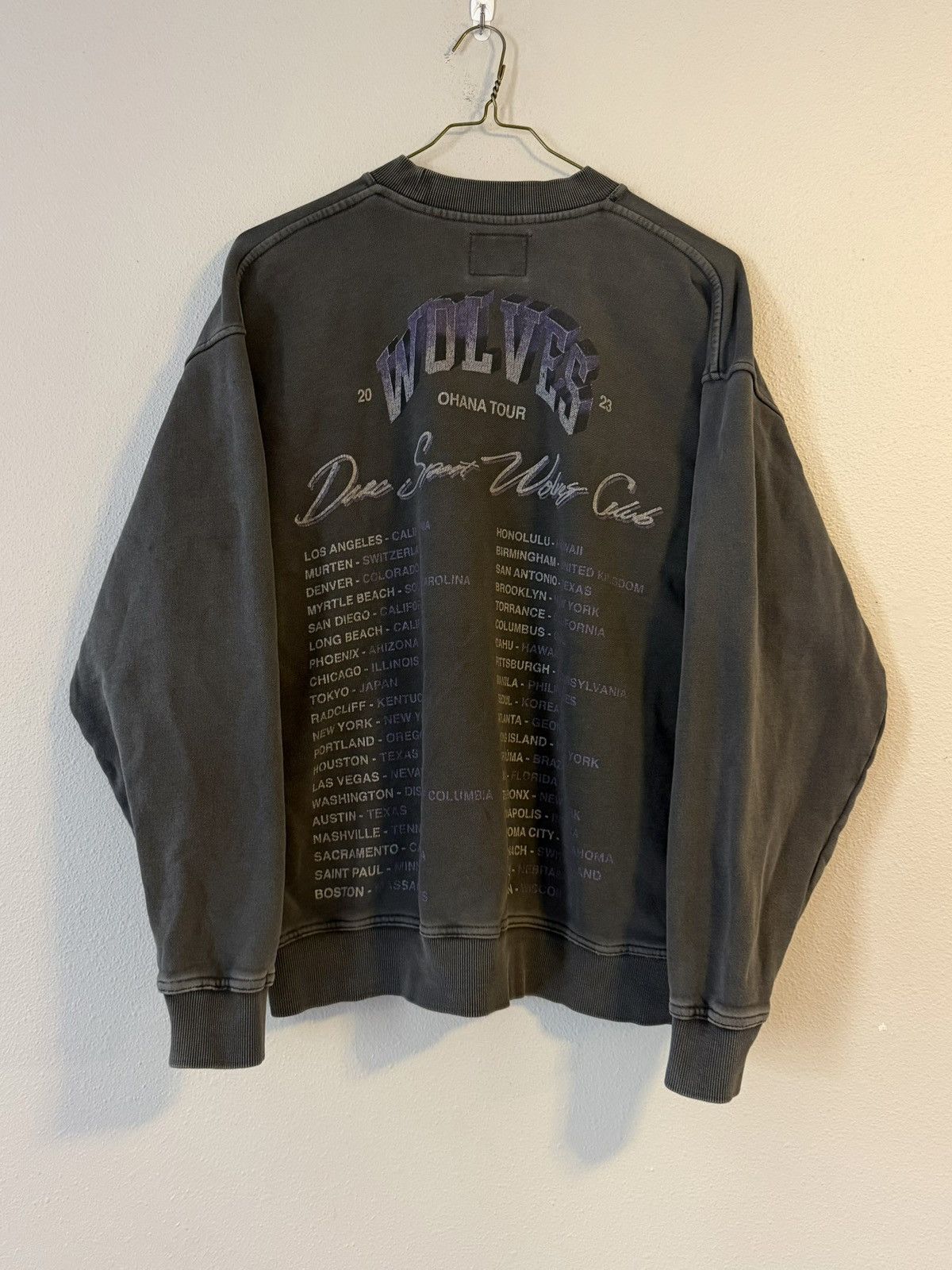 Darc Sport 2023 darc sport wolves club faded world tour crewneck Size US L / EU 52-54 / 3 - 2 Thumbnail