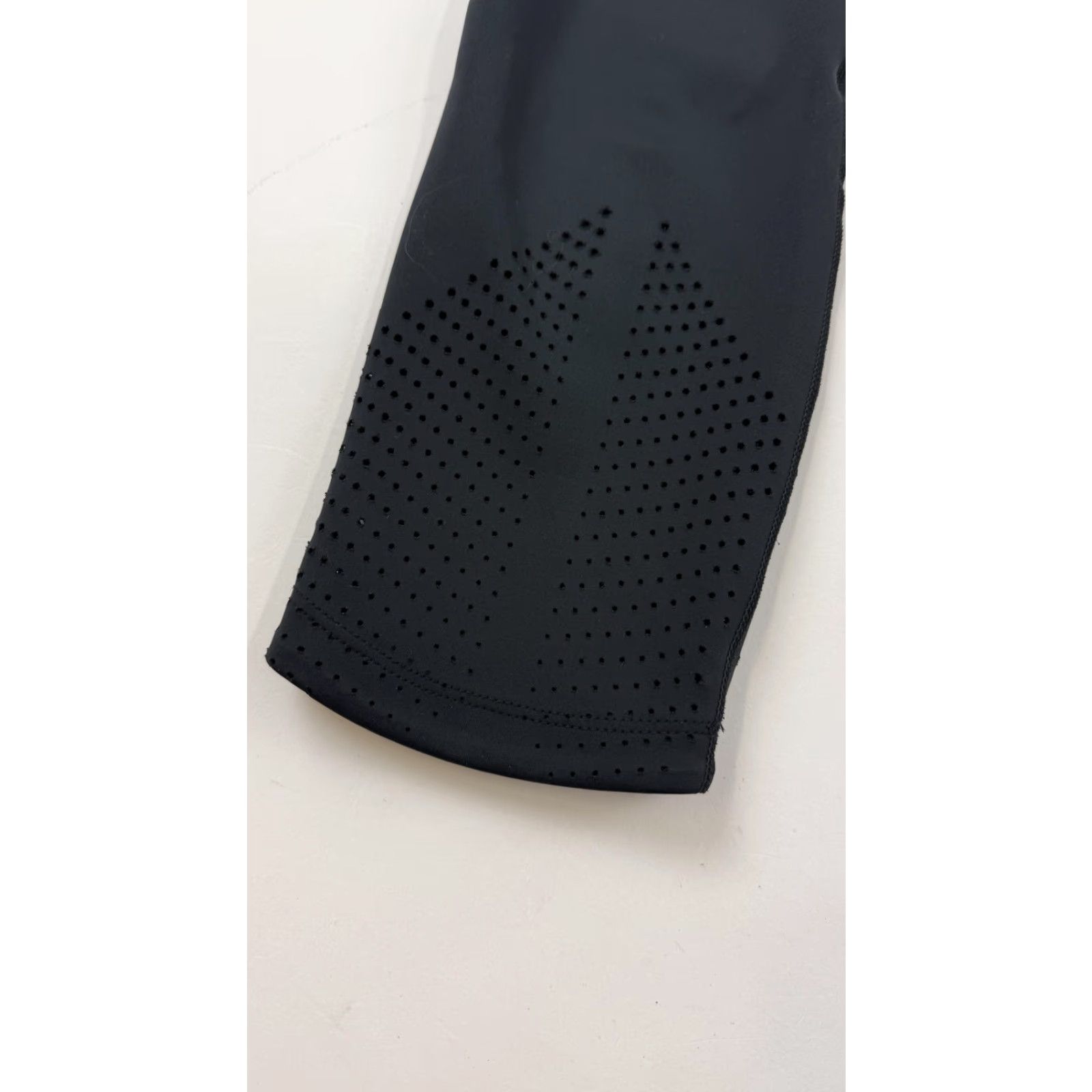 Nike Nike Dri-FIT Running Leggings Women S Black Cropped Leggings Zip AV8191-010 Size 28" / US 6 / IT 42 - 3 Thumbnail