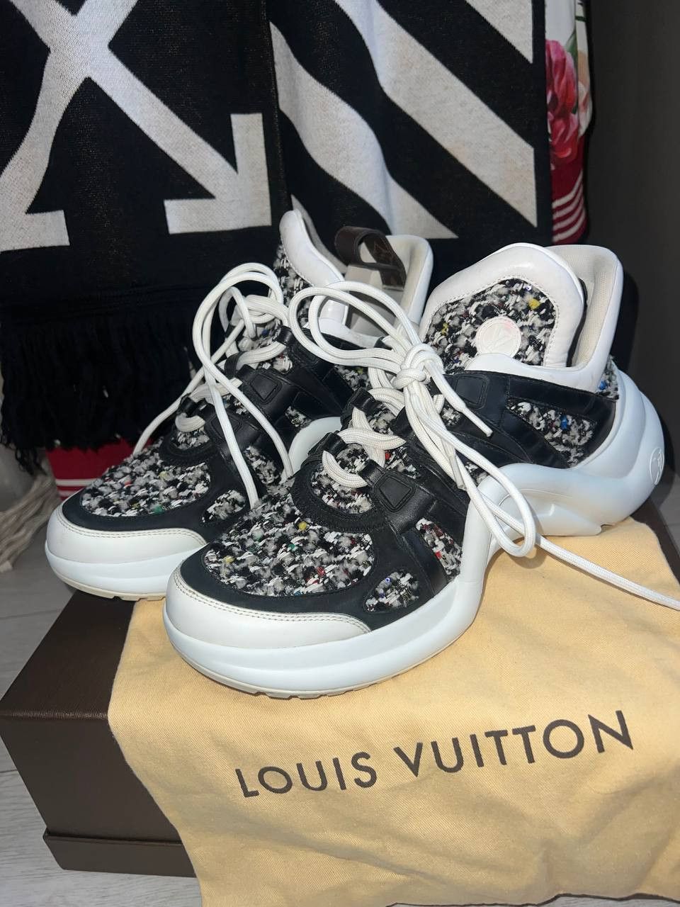 Louis Vuitton Louis Vuitton Tweed Sneakers Size US 11.5 / IT 41.5 - 1 Thumbnail