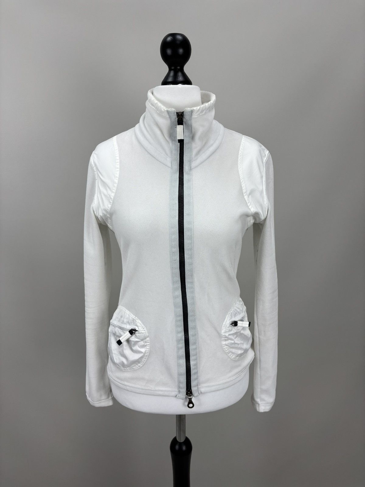Frauenschuh Womens fleece jacket Frauenschuh Size 38 Color White Size XS / US 0-2 / IT 36-38 - 1 Thumbnail
