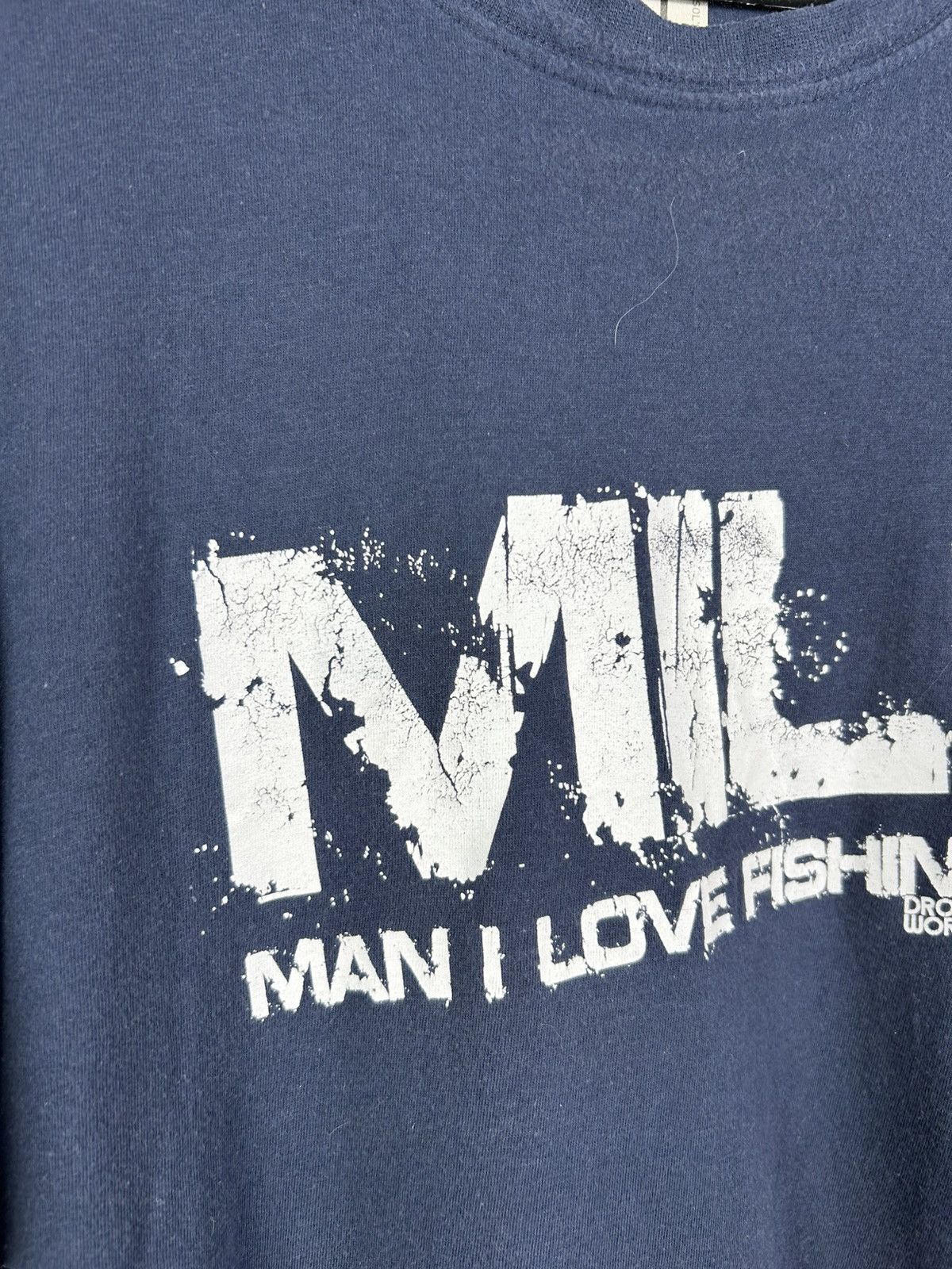 Vintage Vintage MILF Man i Love Fishing Humor T-Shirt Size XL Size US XL / EU 56 / 4 - 5 Thumbnail