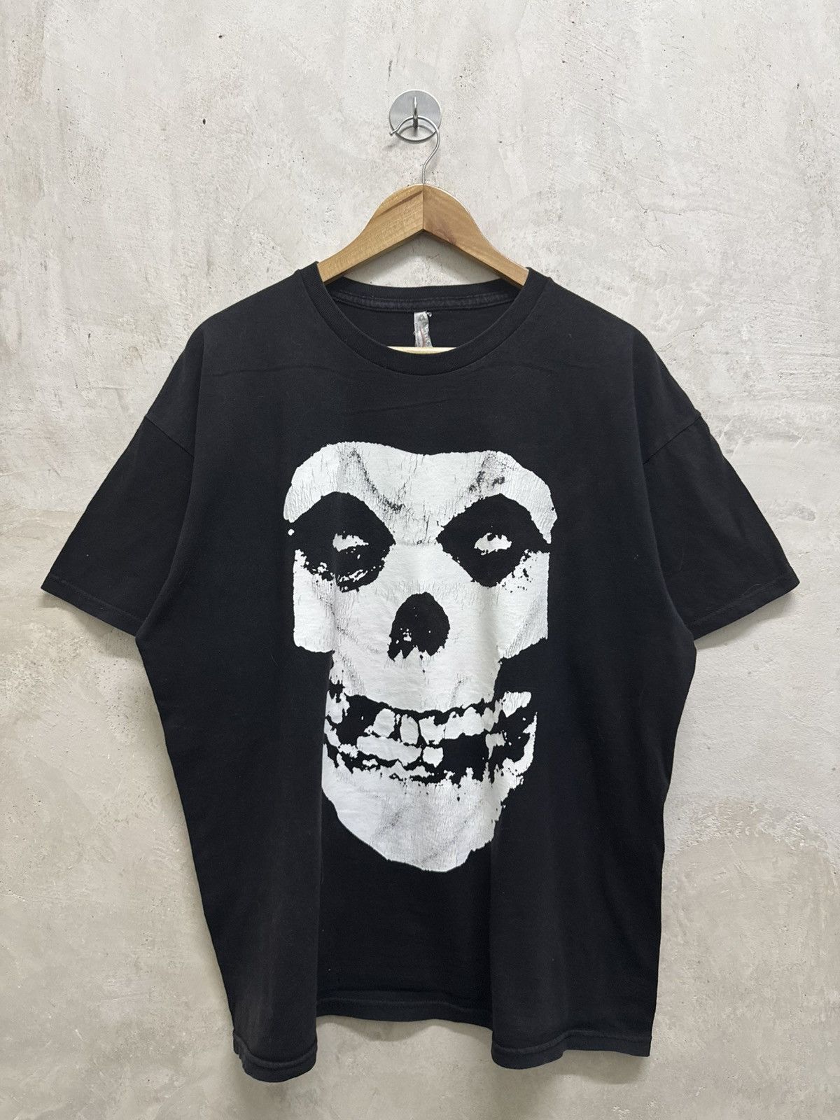 Band Tees 2000s Distressed Misfits Baggy Band Tees Size US XL / EU 56 / 4 - 1 Thumbnail